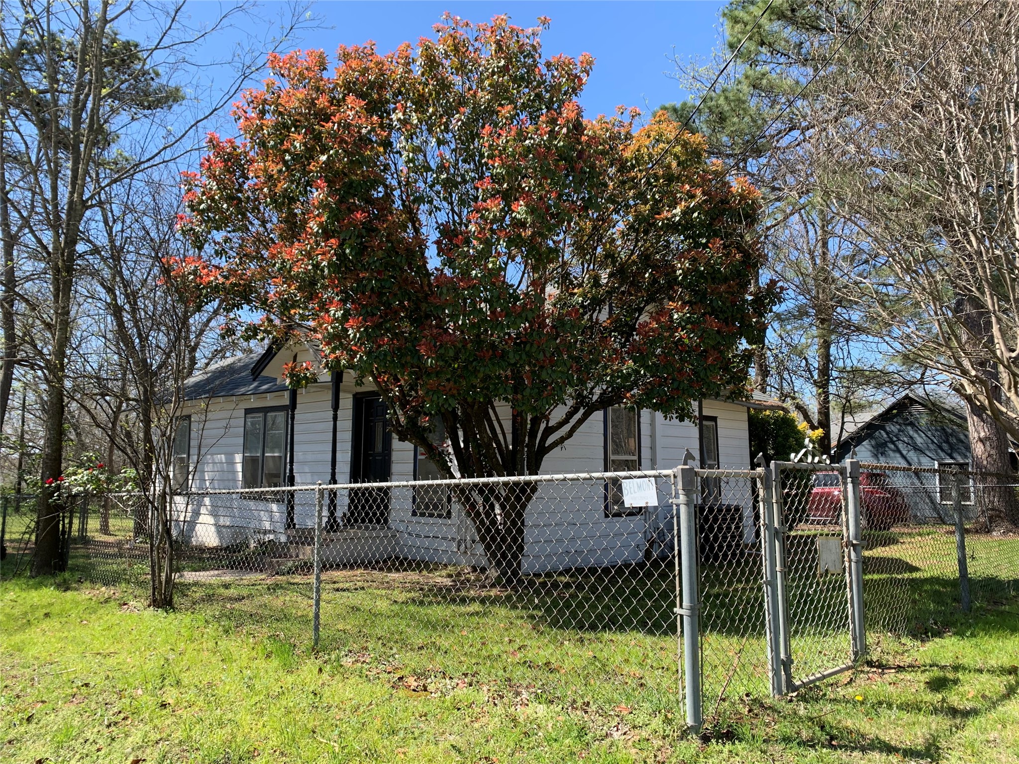 630 E Acheson Street Denison TX 75021