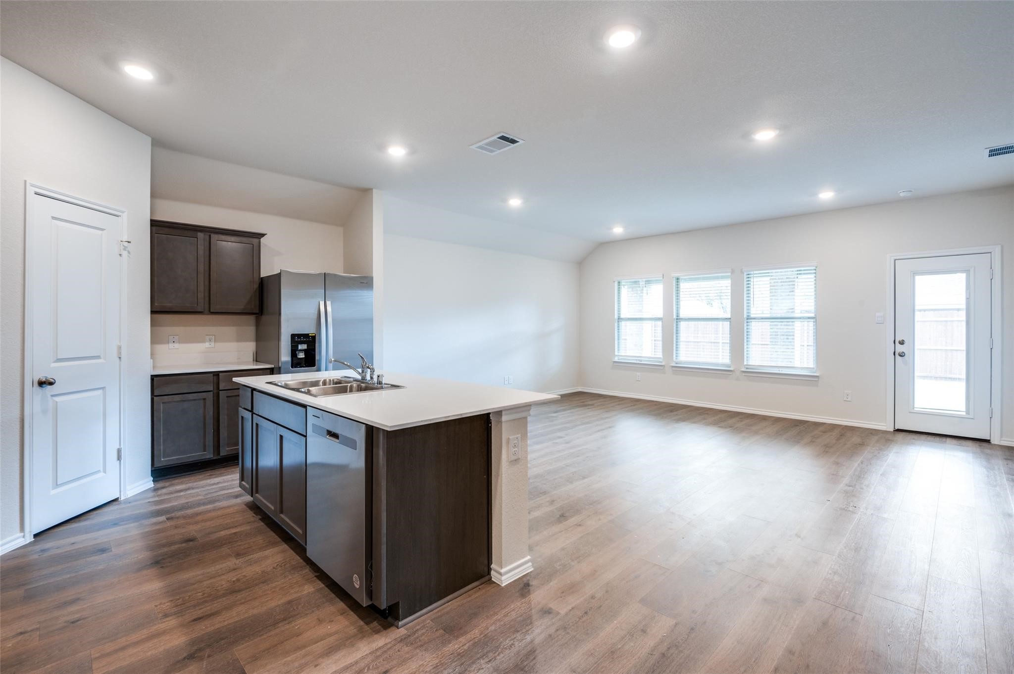 1819 Pecan Valley Drive Kaufman TX 75142