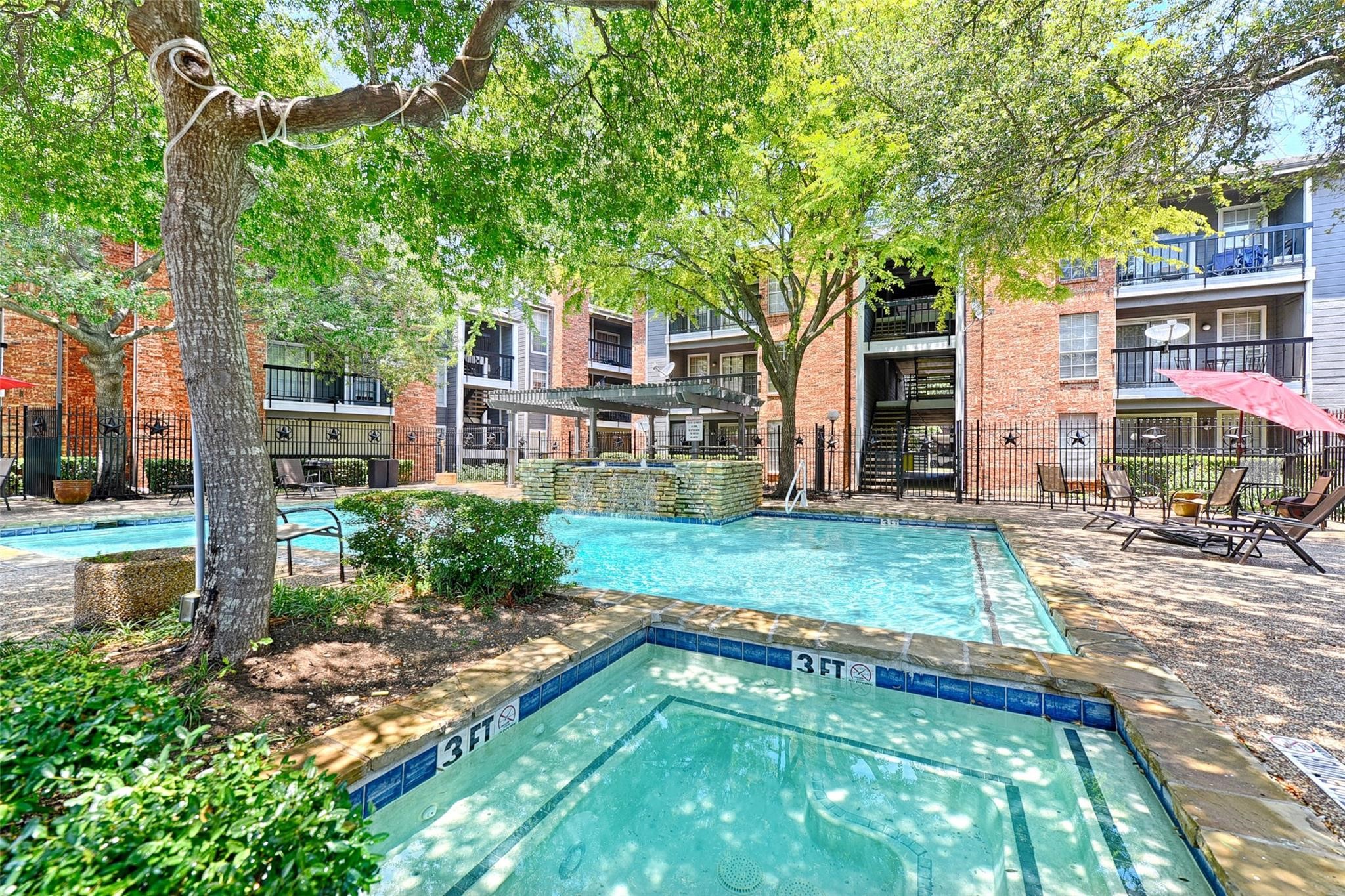 18333 Roehampton Drive Dallas TX 75252