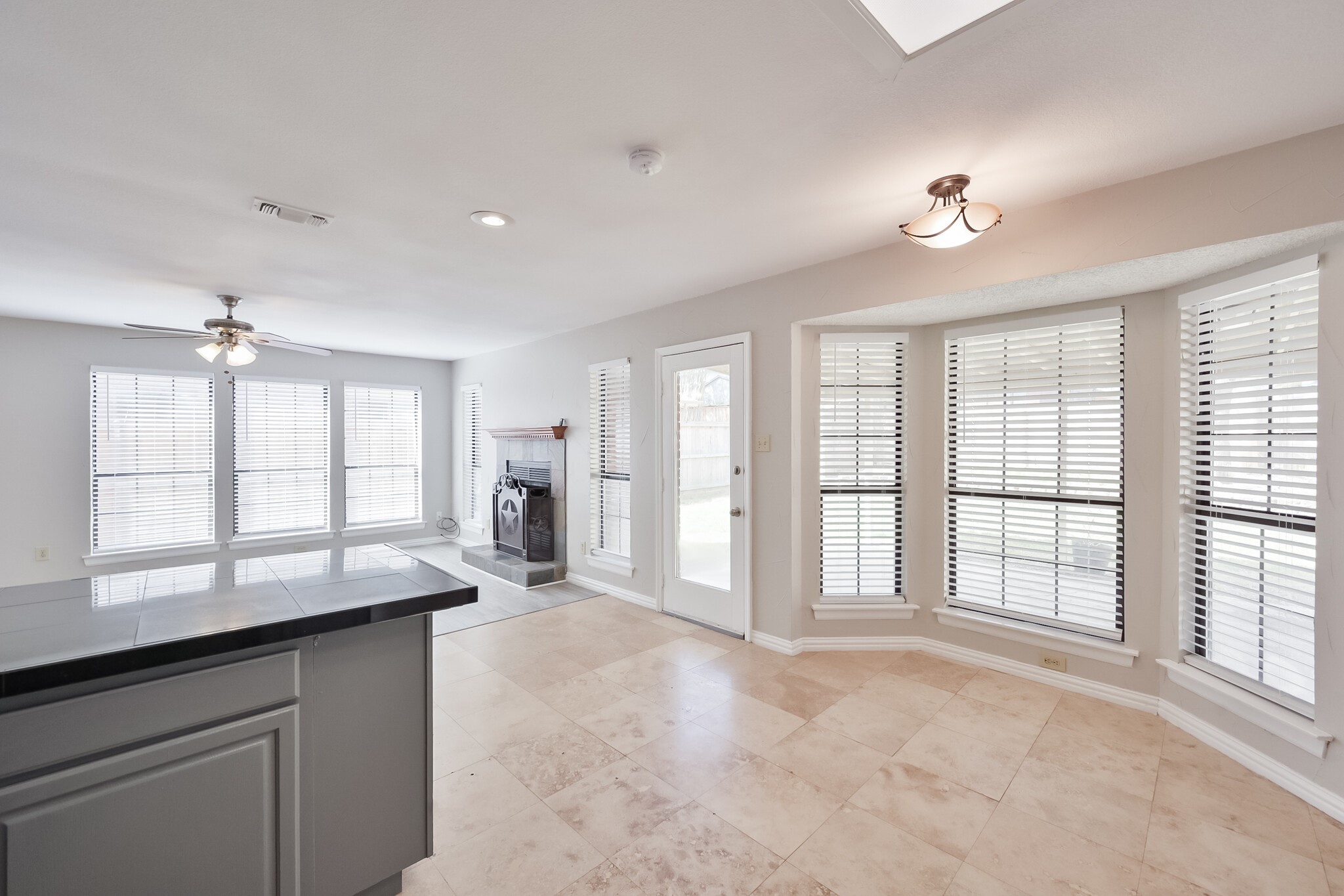 1521 Stratford Drive Mansfield TX 76063