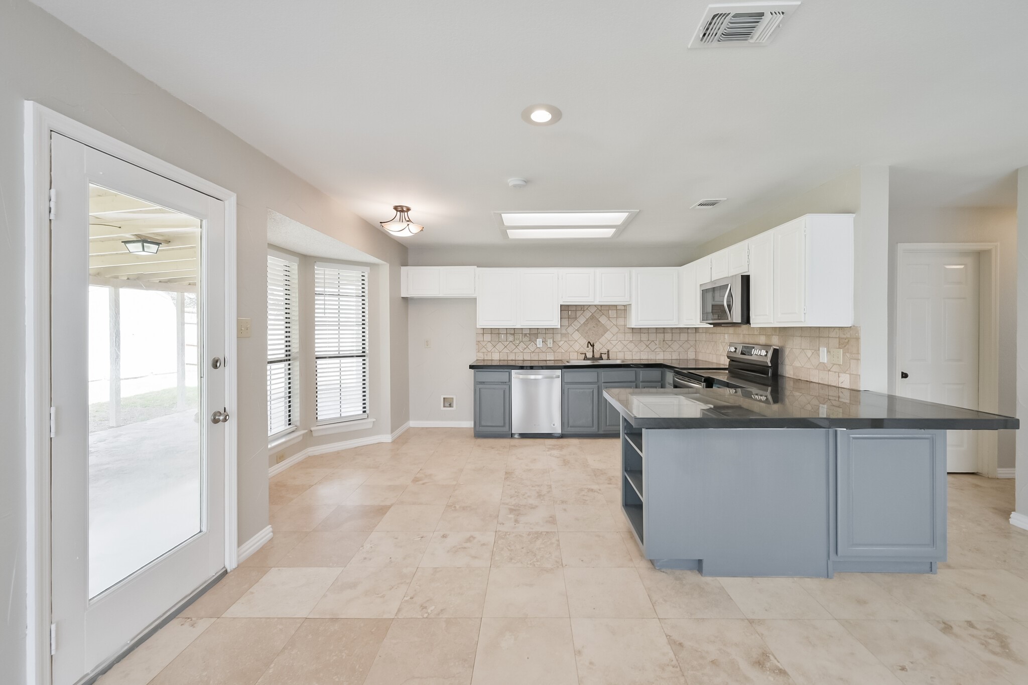 1521 Stratford Drive Mansfield TX 76063