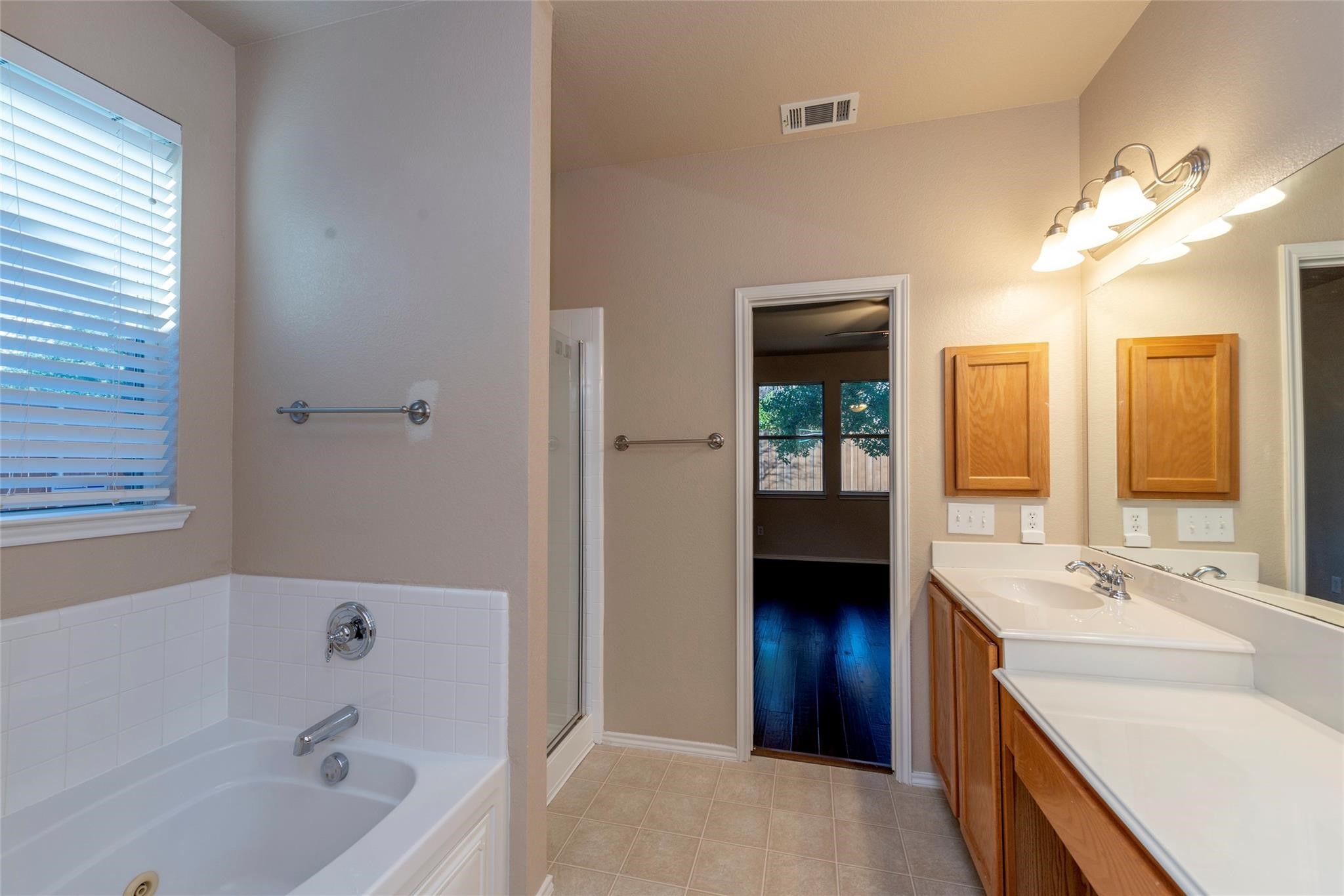 1301 W Collins Circle Wylie TX 75098