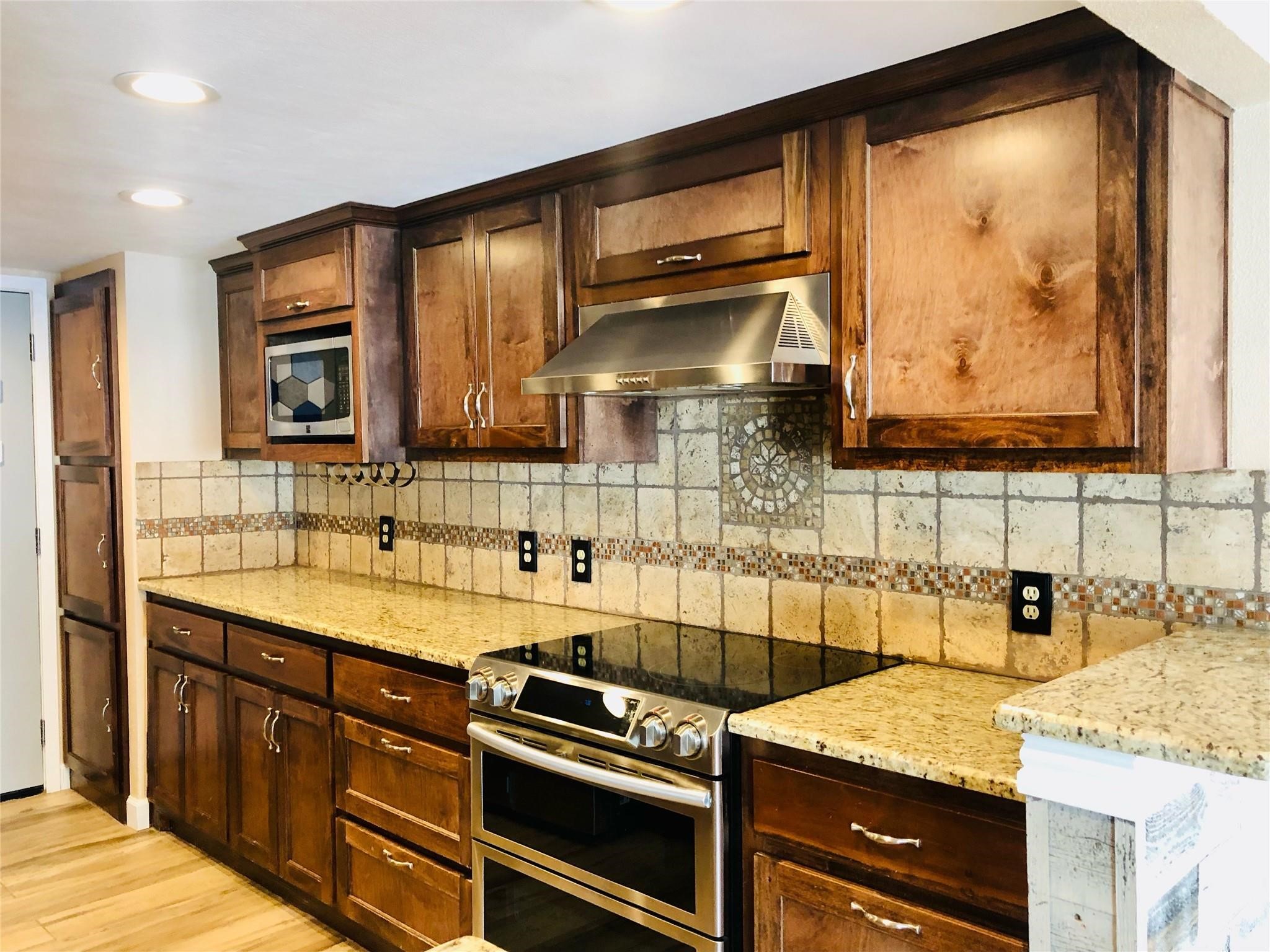 3013 Carolyn Court Bedford TX 76021