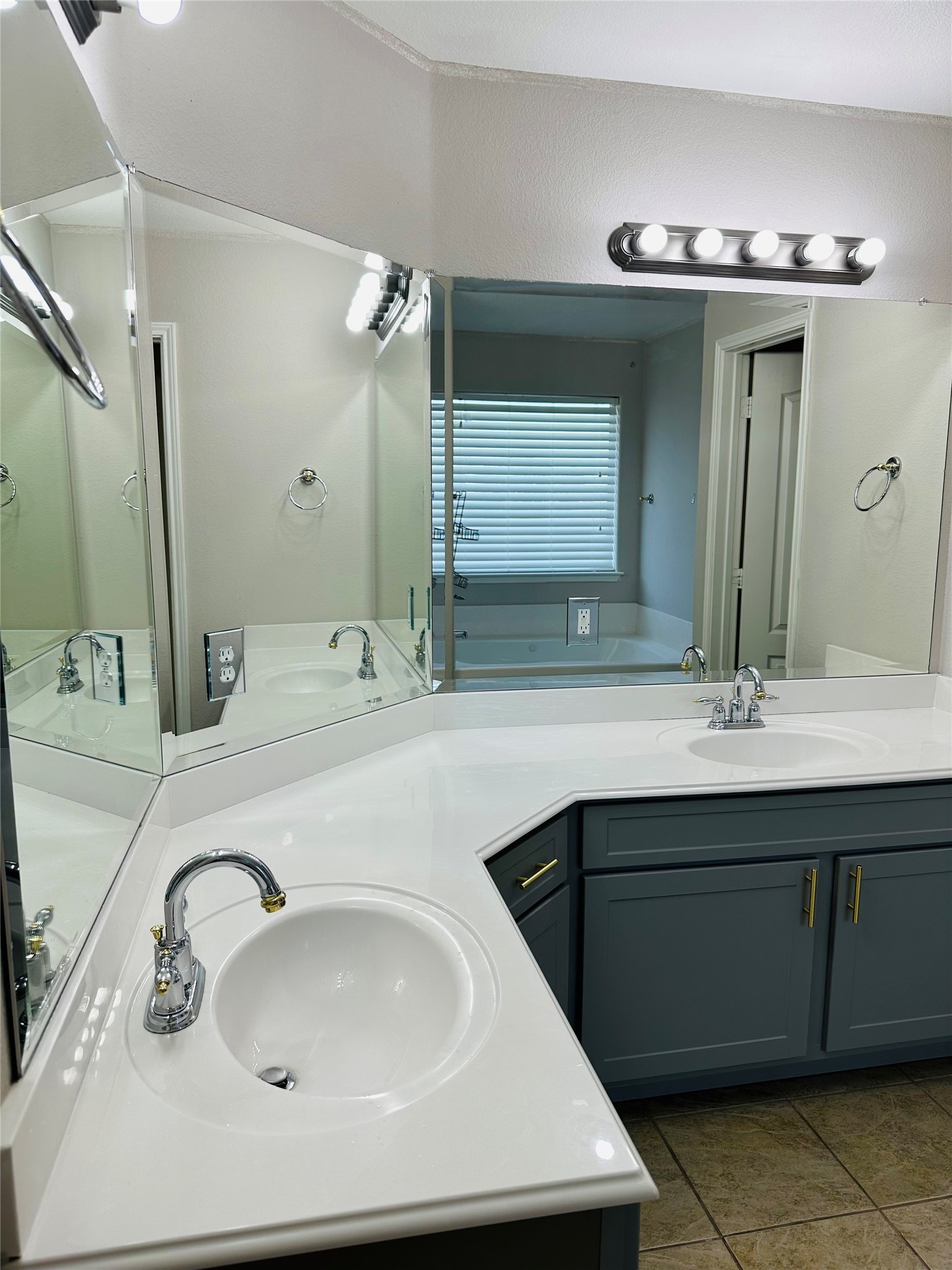 1610 Wildflower Drive Waxahachie TX 75165