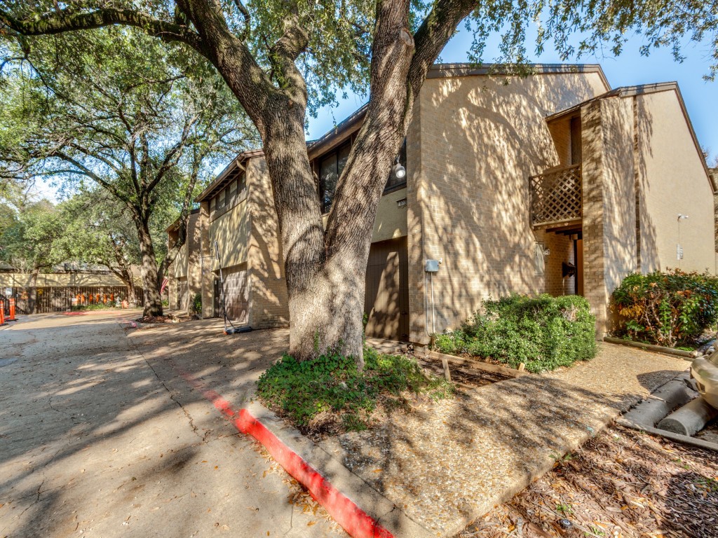 1800 Navajo Place Irving TX 75061