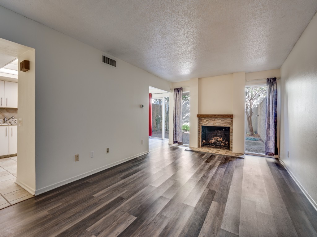 1800 Navajo Place Irving TX 75061