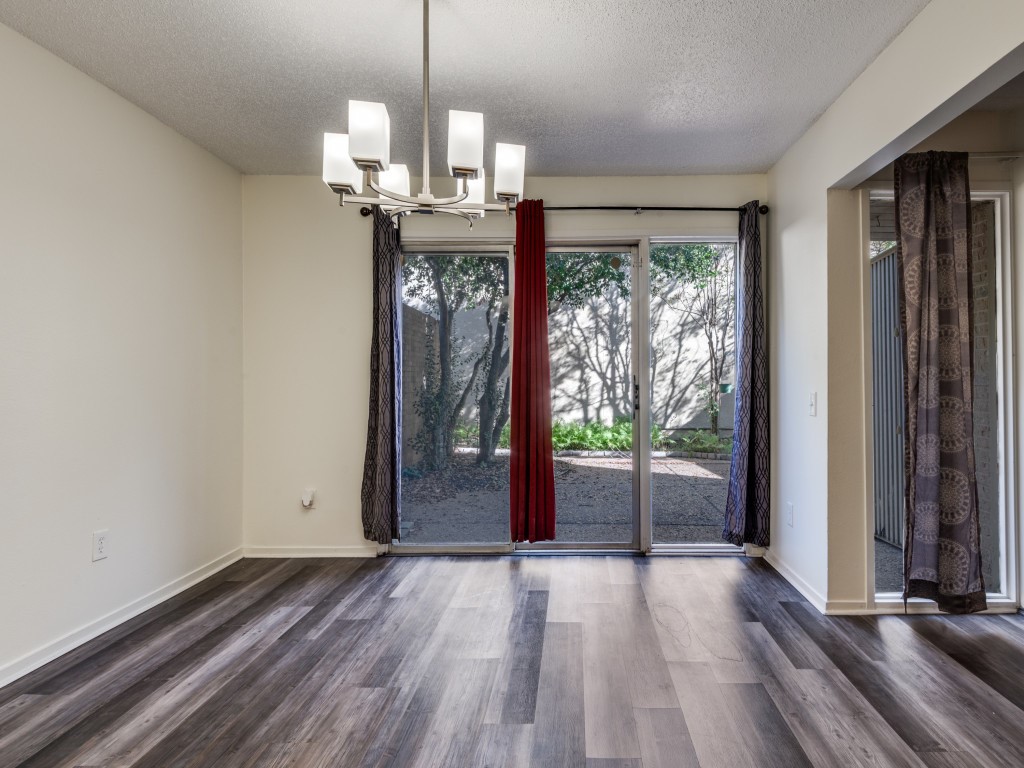 1800 Navajo Place Irving TX 75061