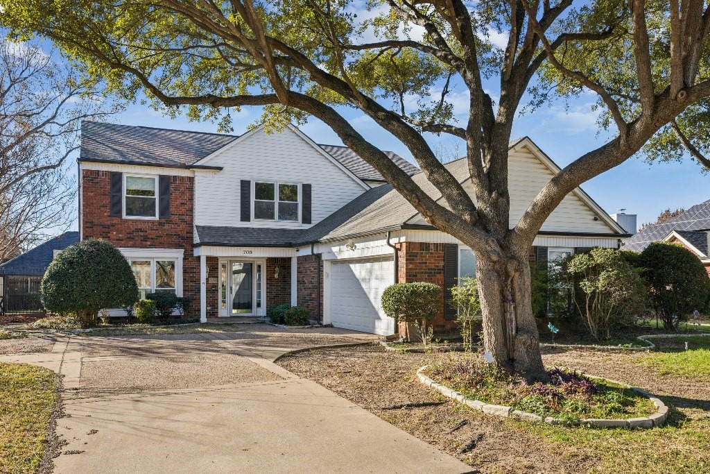 709 Bridget Way Hurst TX 76054