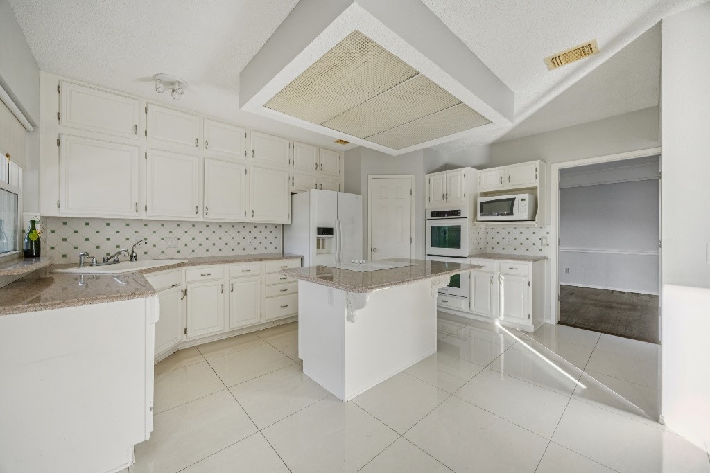 709 Bridget Way Hurst TX 76054