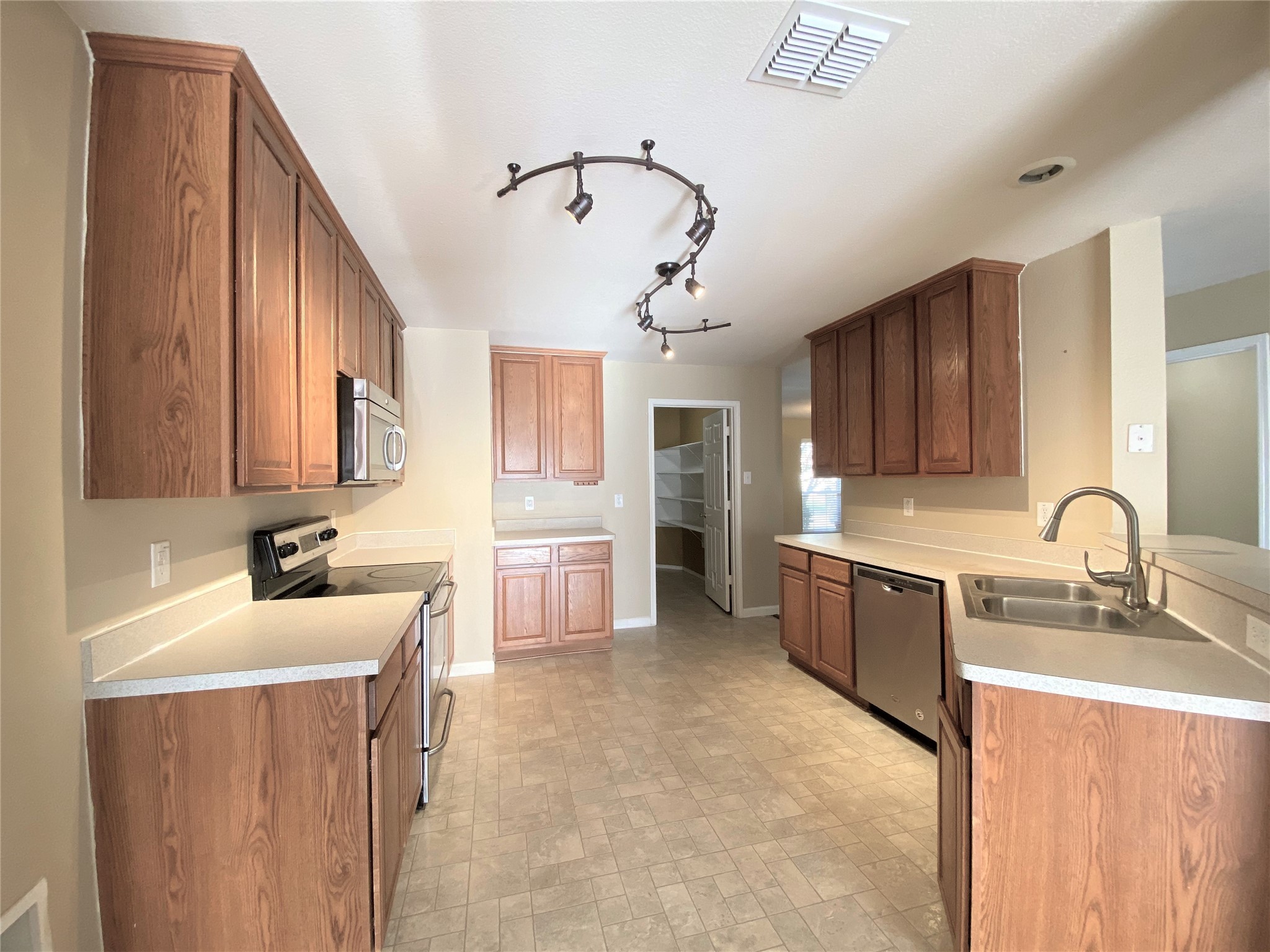9209 Centennial Drive Fort Worth TX 76244