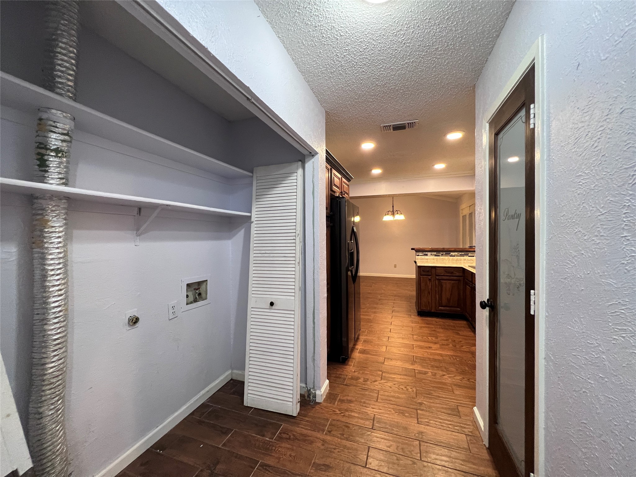 2466 Channing Drive Grand Prairie TX 75052