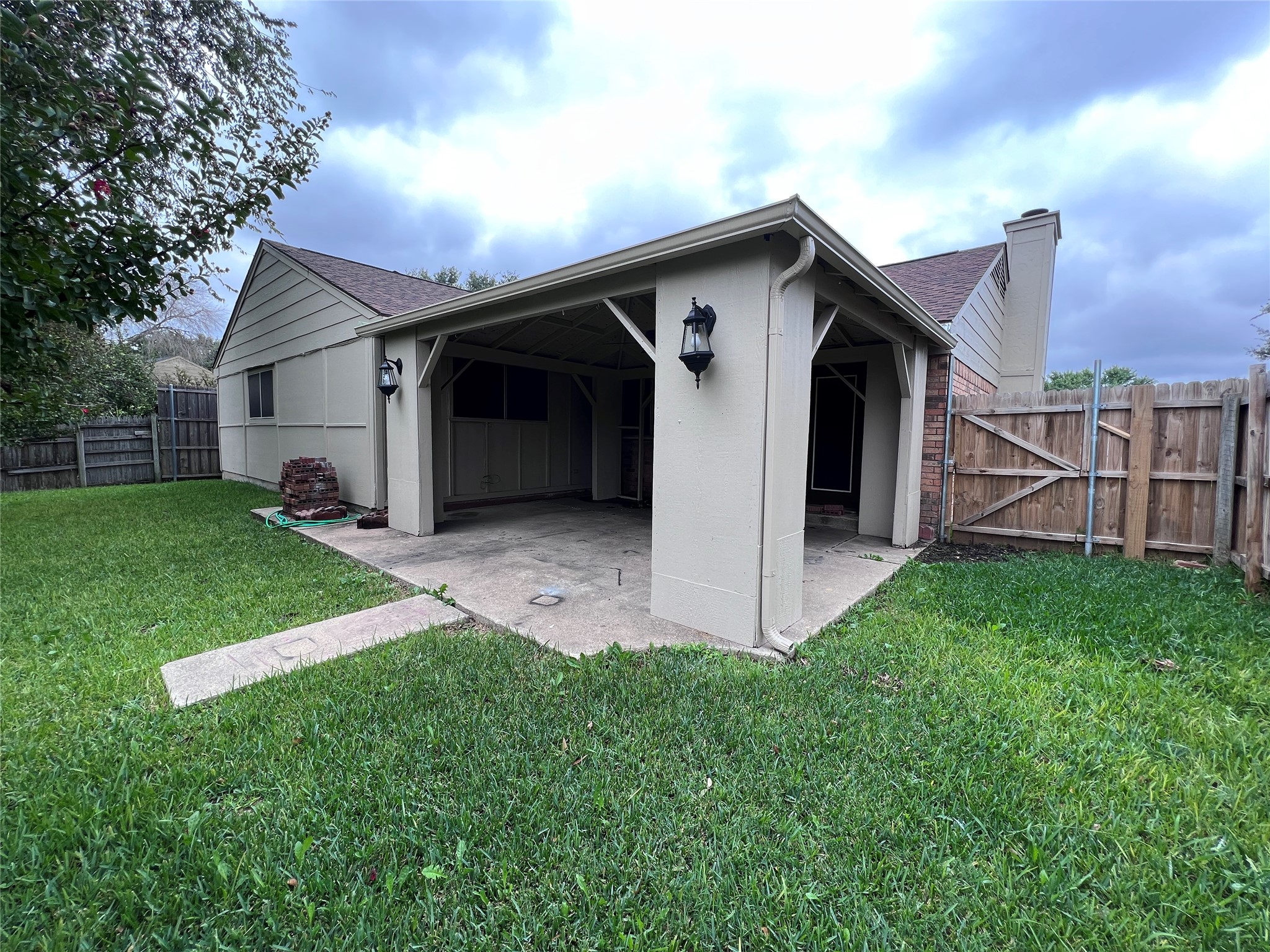 2466 Channing Drive Grand Prairie TX 75052