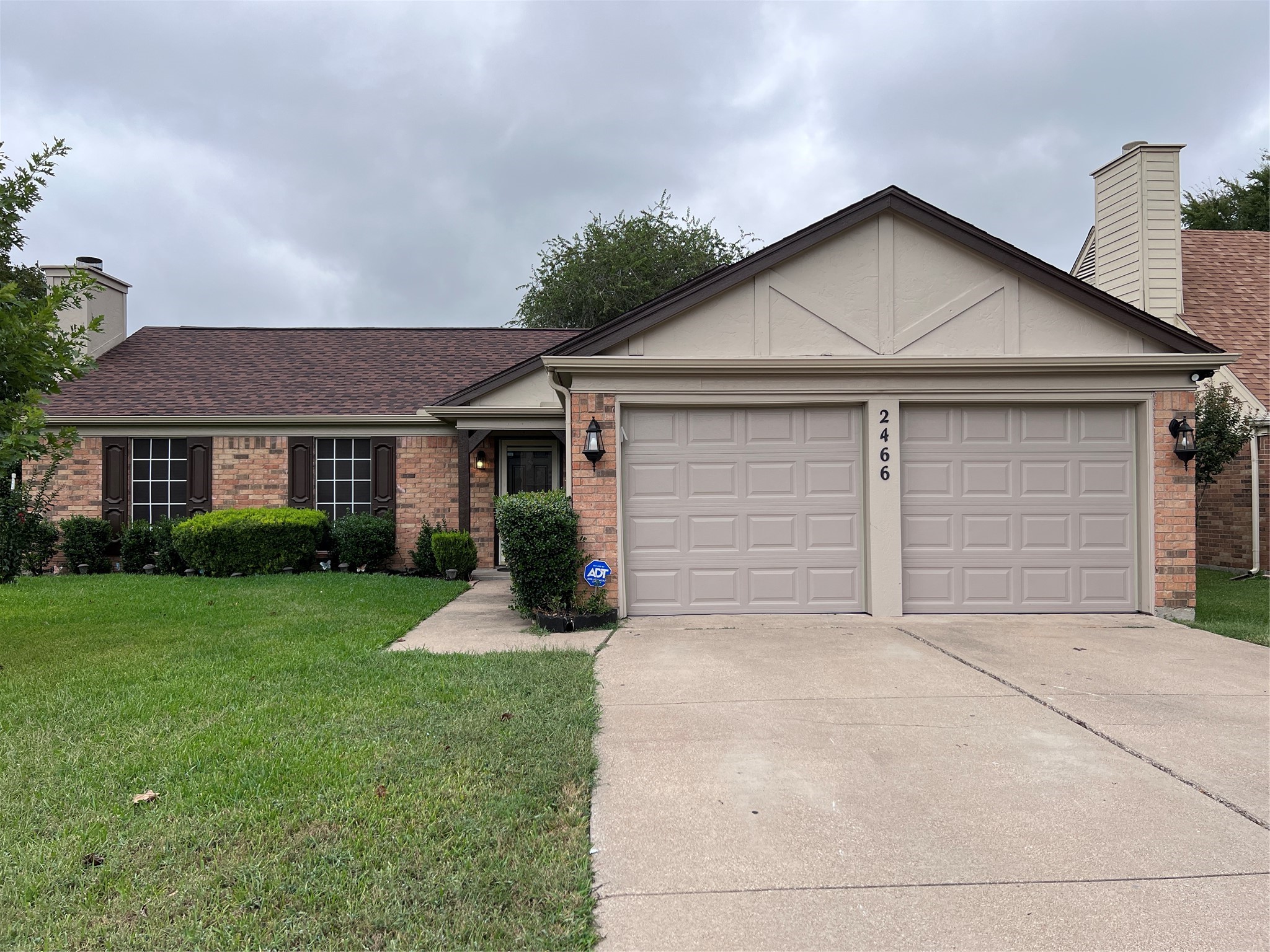 2466 Channing Drive Grand Prairie TX 75052