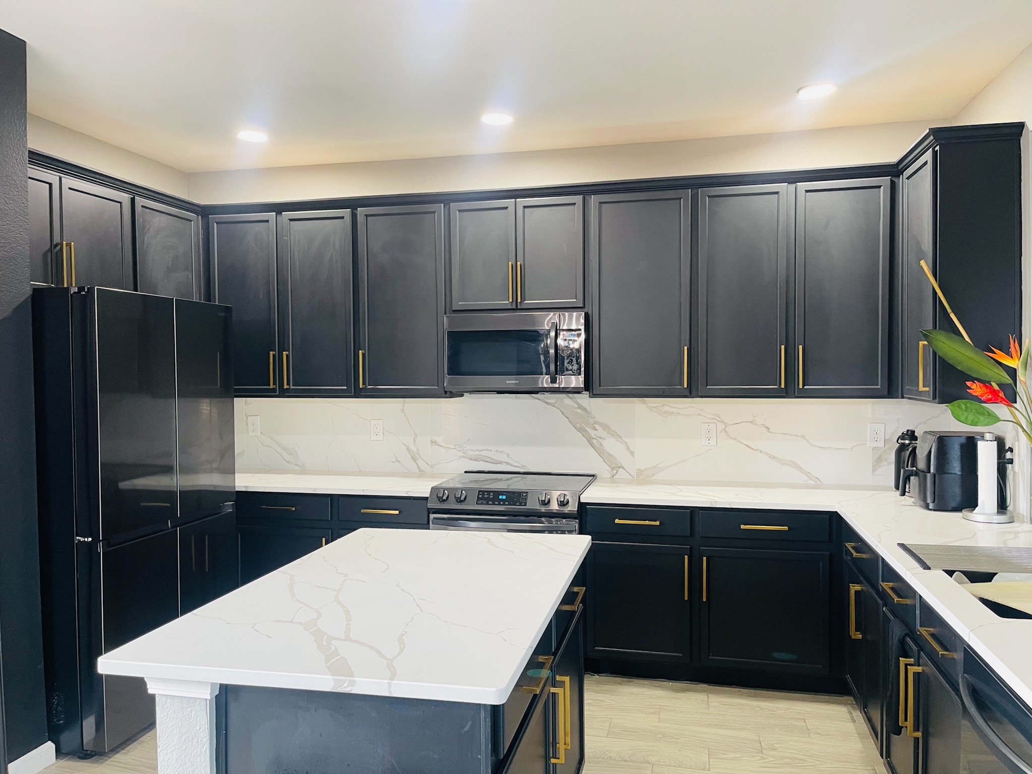 516 Angela Lane Euless TX 76039