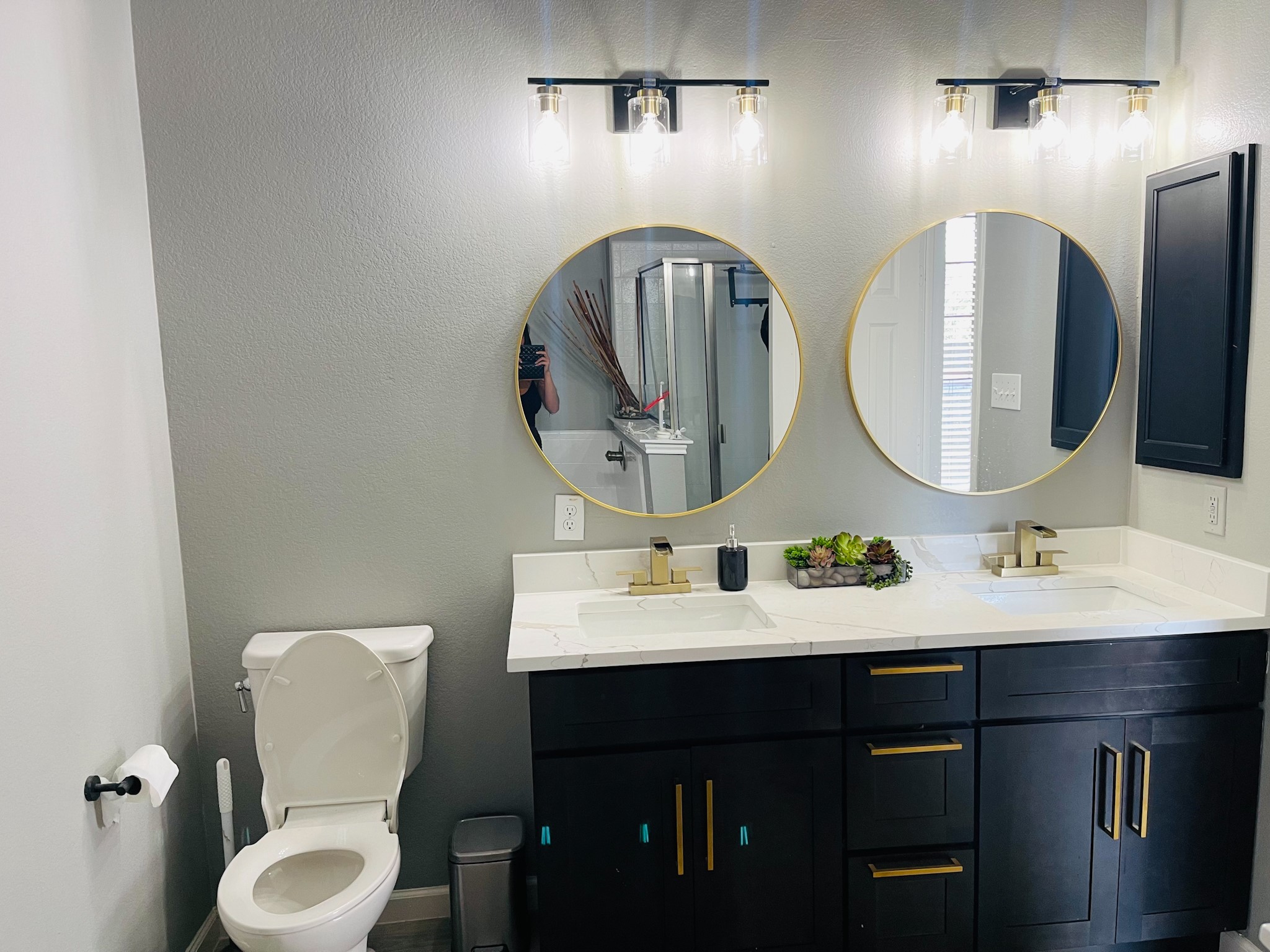 516 Angela Lane Euless TX 76039