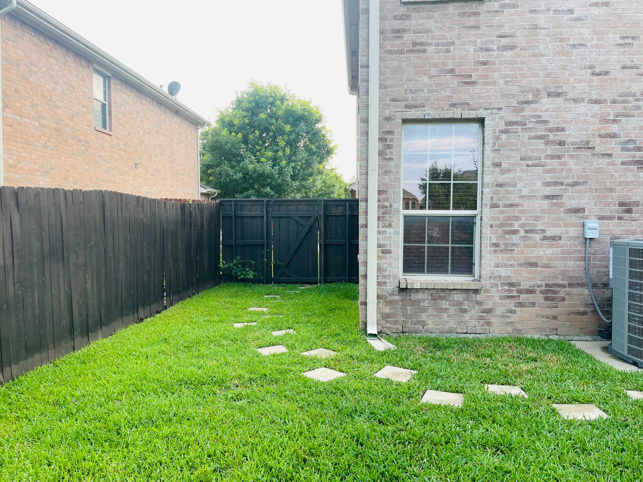 516 Angela Lane Euless TX 76039
