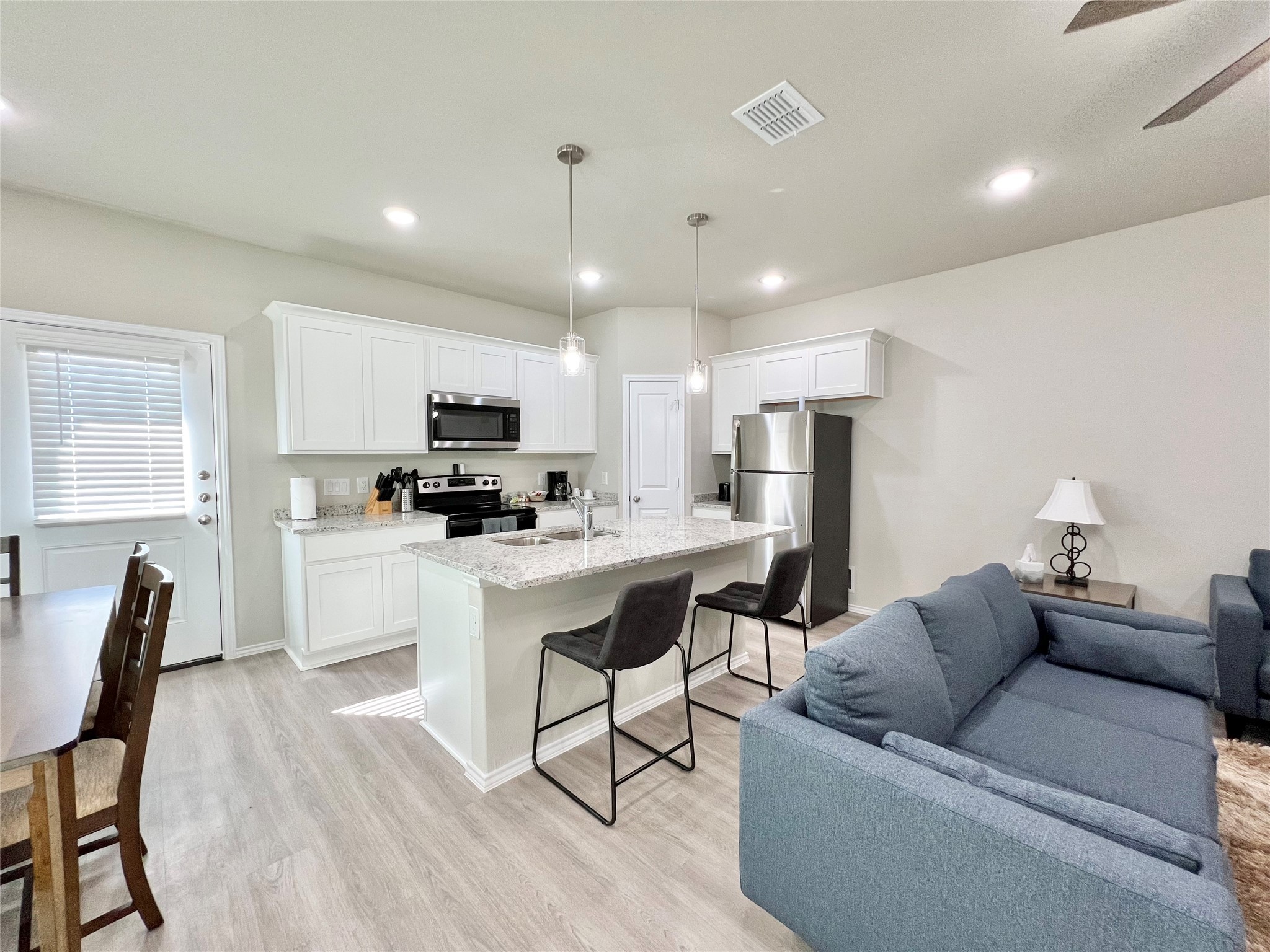 3501 E Renfro Street Burleson TX 76028