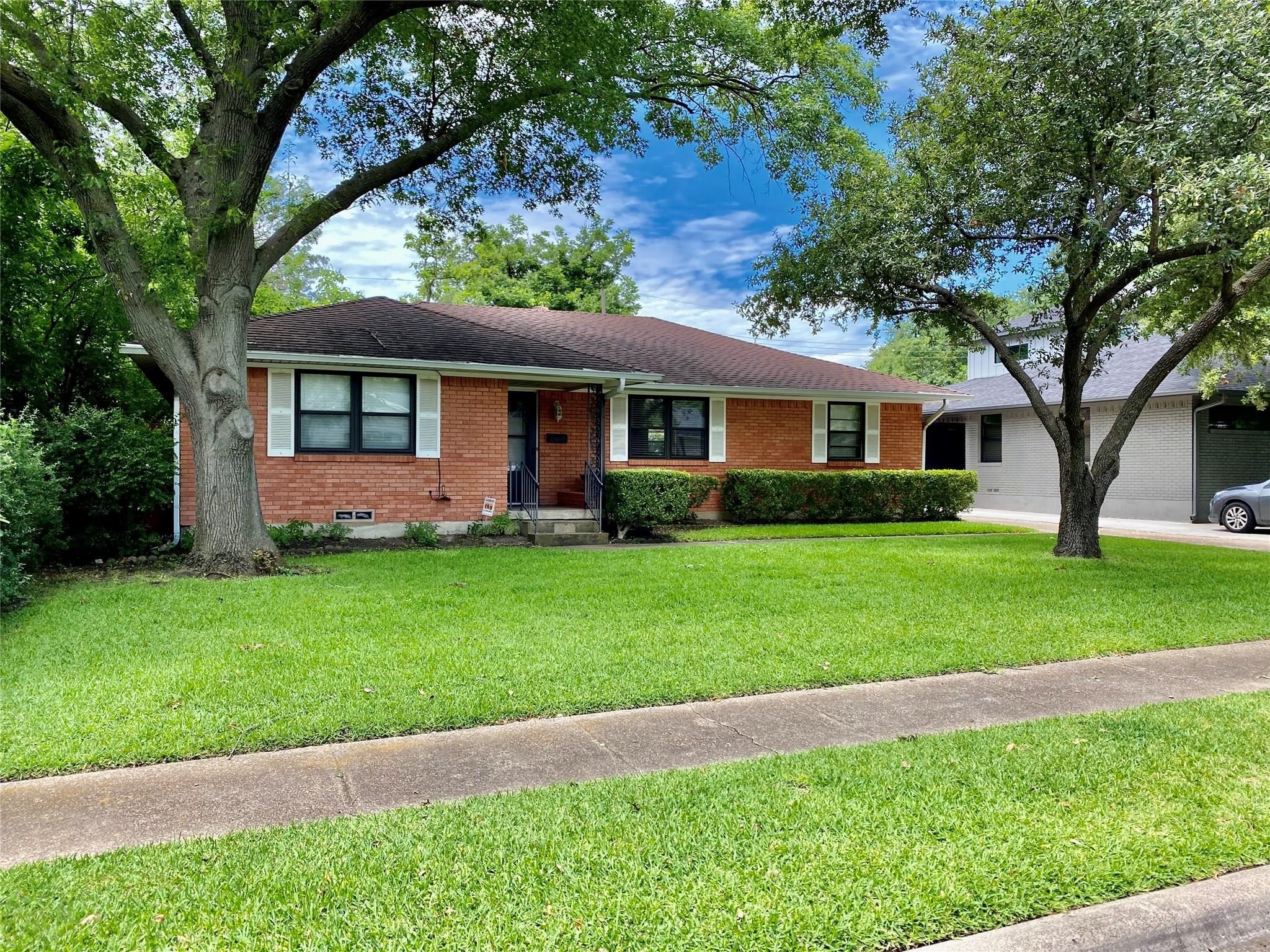 9521 Liptonshire Drive Dallas TX 75238