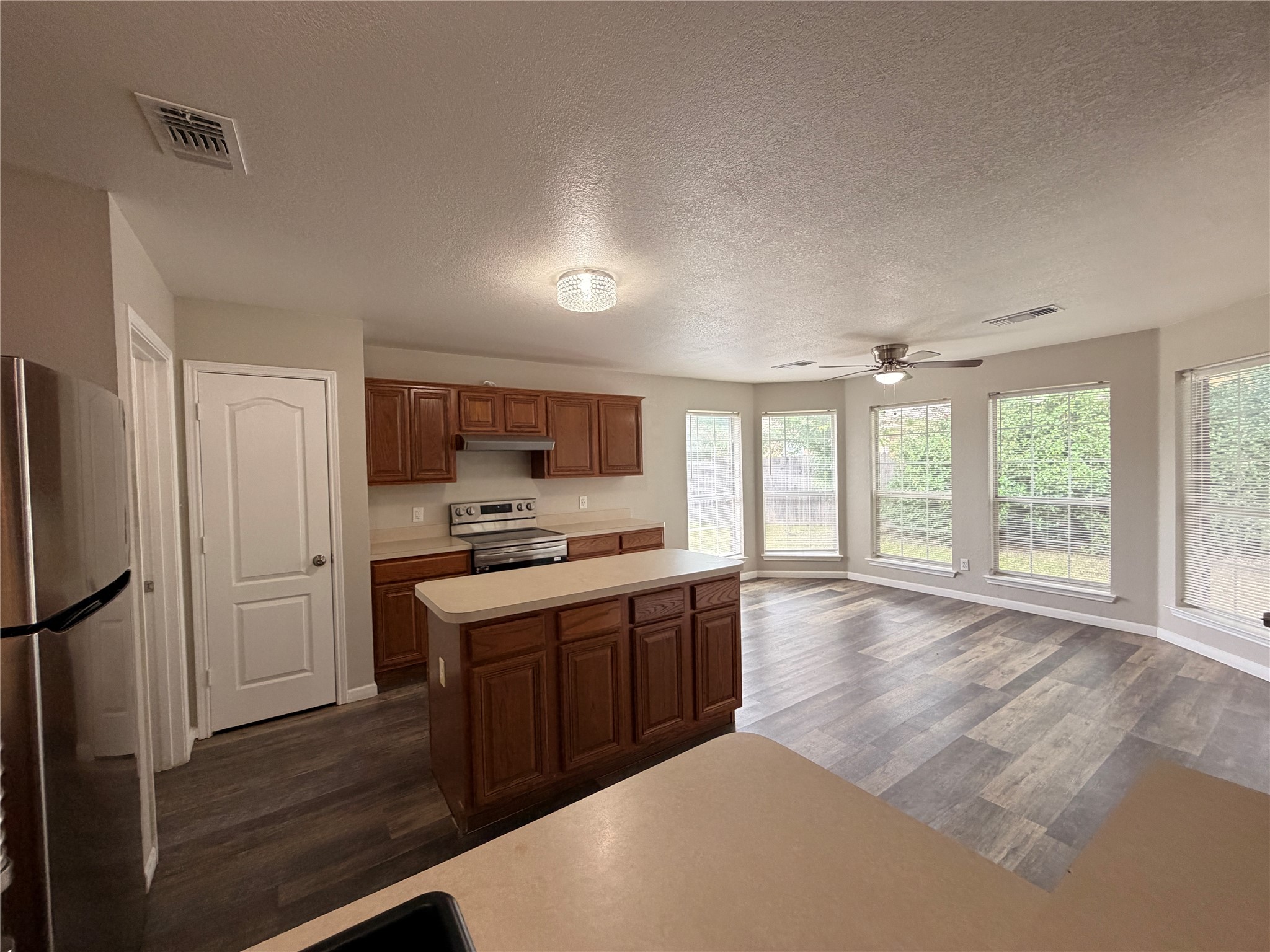 2131 Post Wood Lane Arlington TX 76018