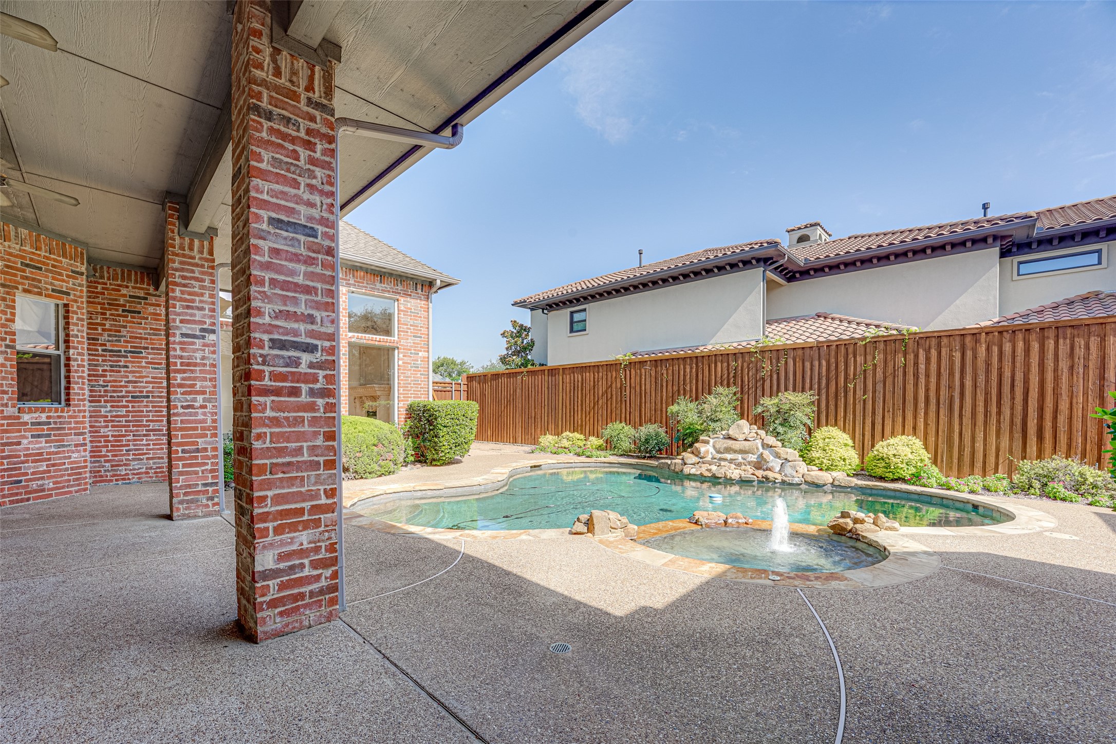 5004 Castle Creek Court Plano TX 75093