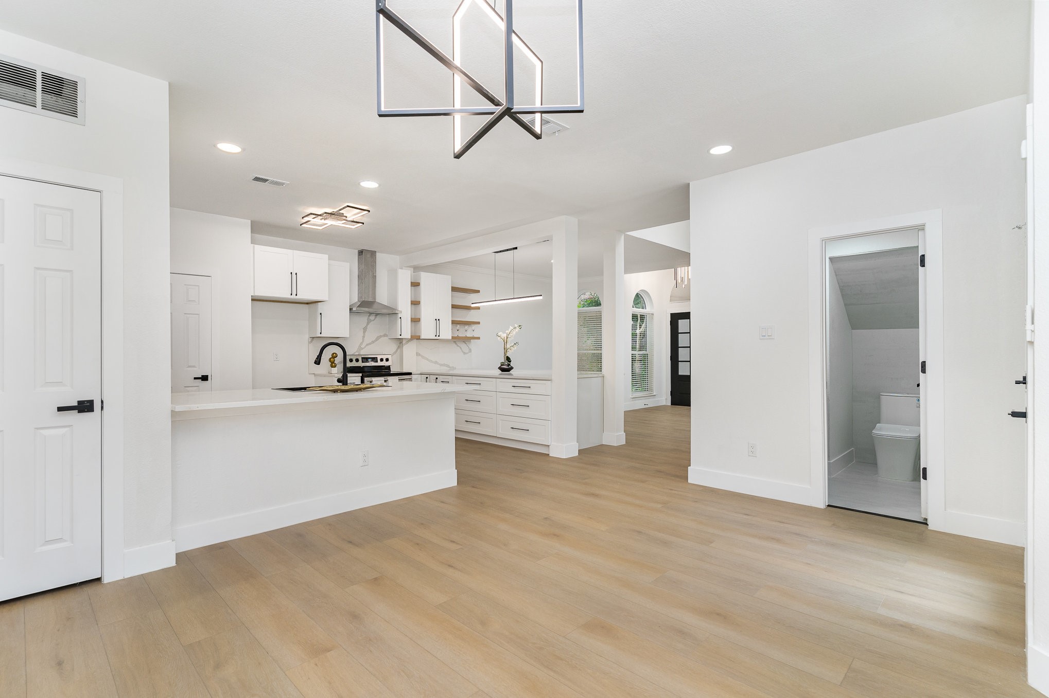 17732 Windflower Way Dallas TX 75252