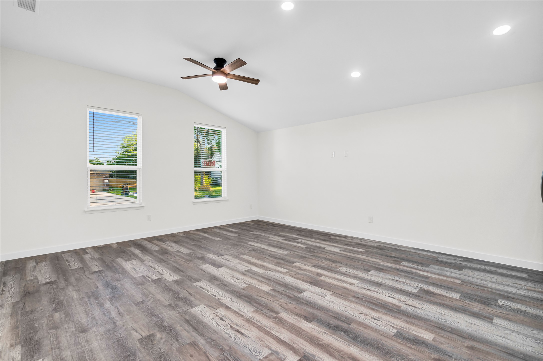 2212 Church Street Greenville TX 75401
