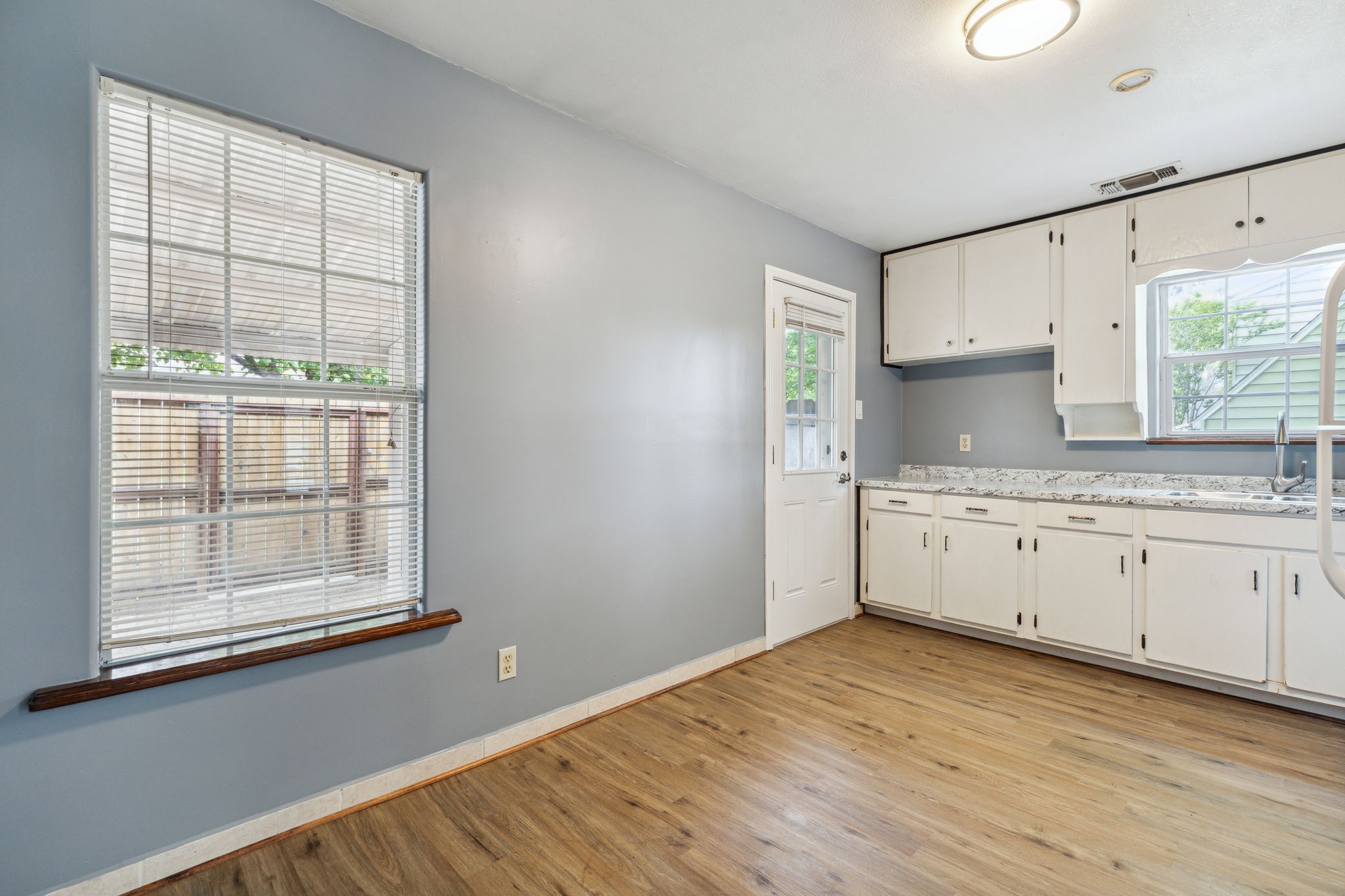 1424 Knight Street Denton TX 76205