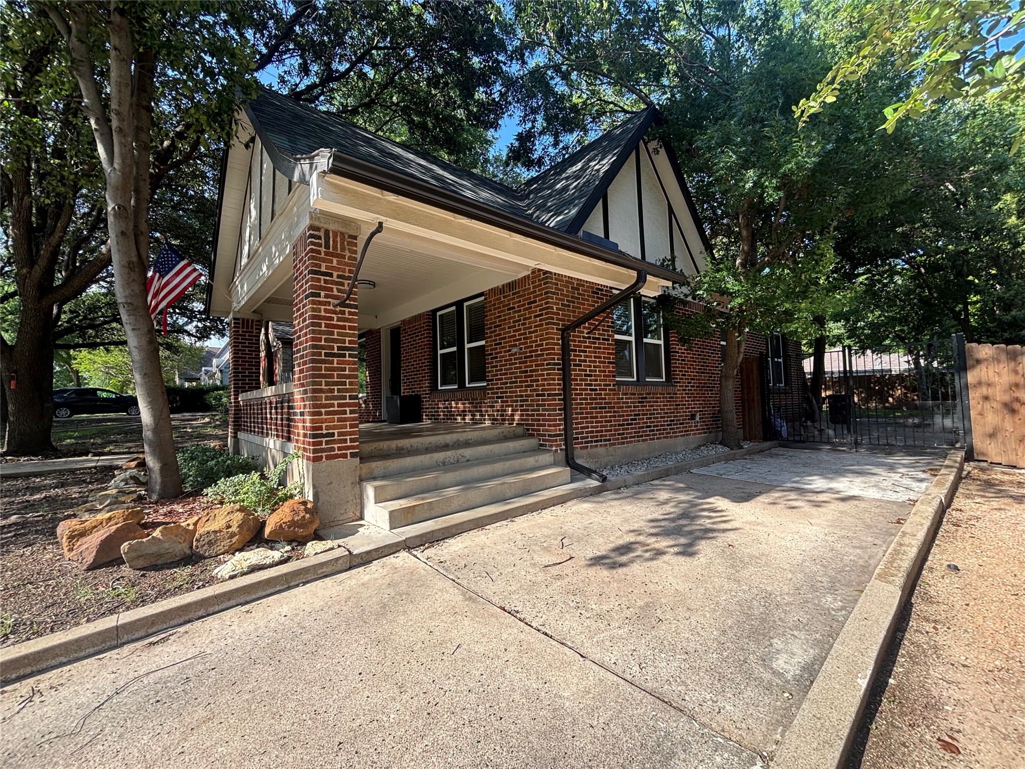 3241 Odessa Avenue Fort Worth TX 76109