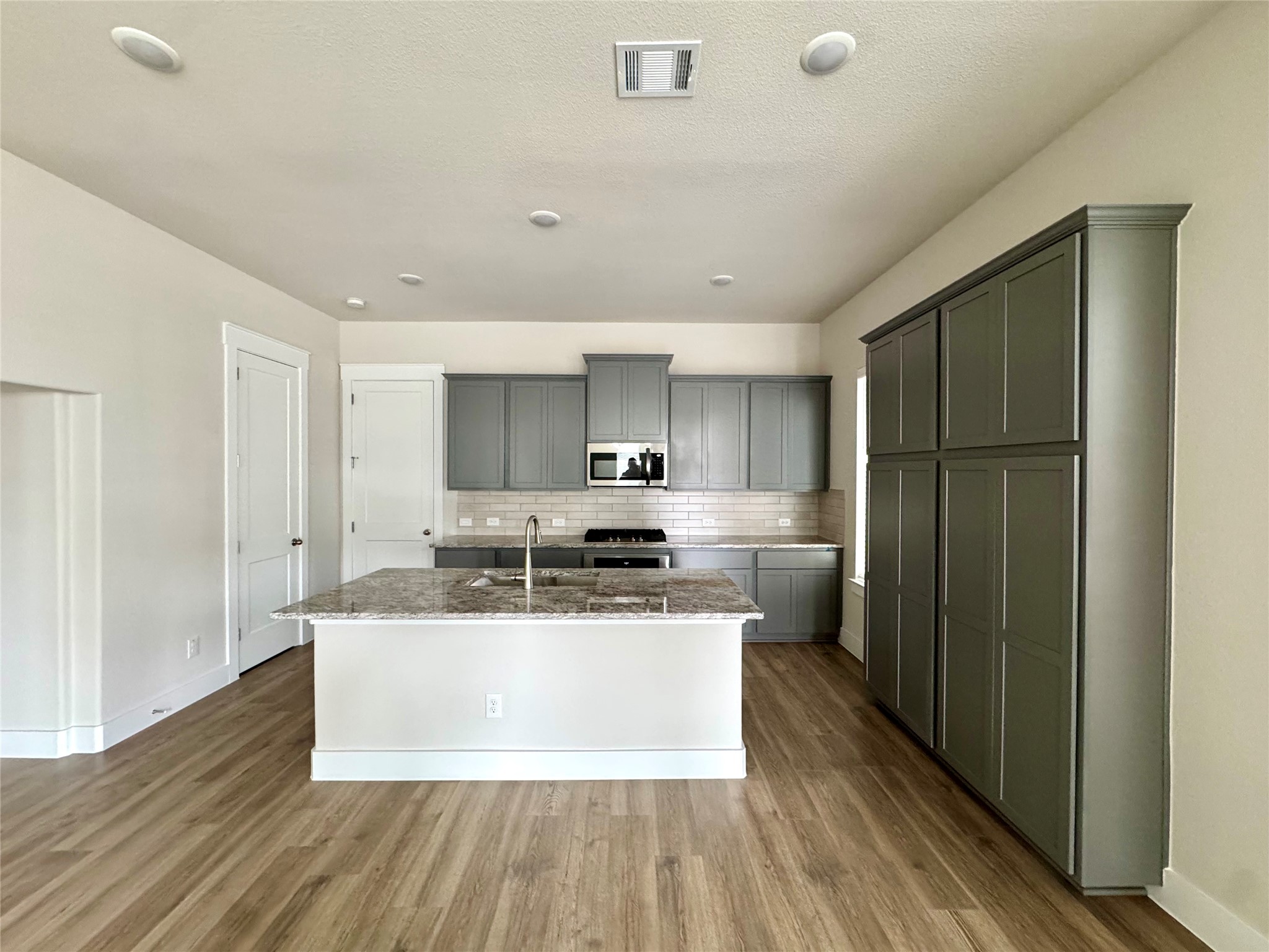 805 Meadowcrest Drive Plano TX 75075