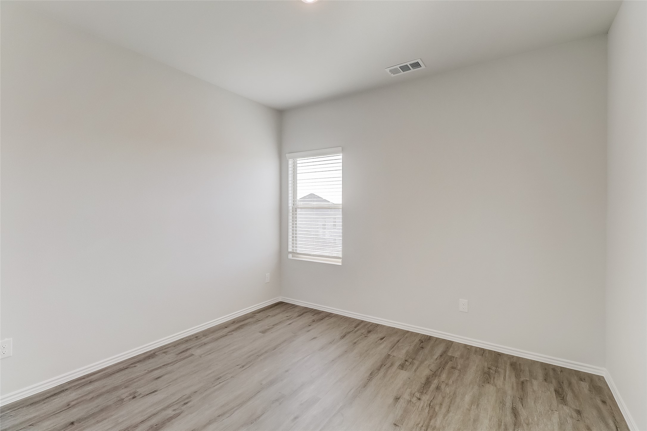 1304 Ester Lane Ennis TX 75119