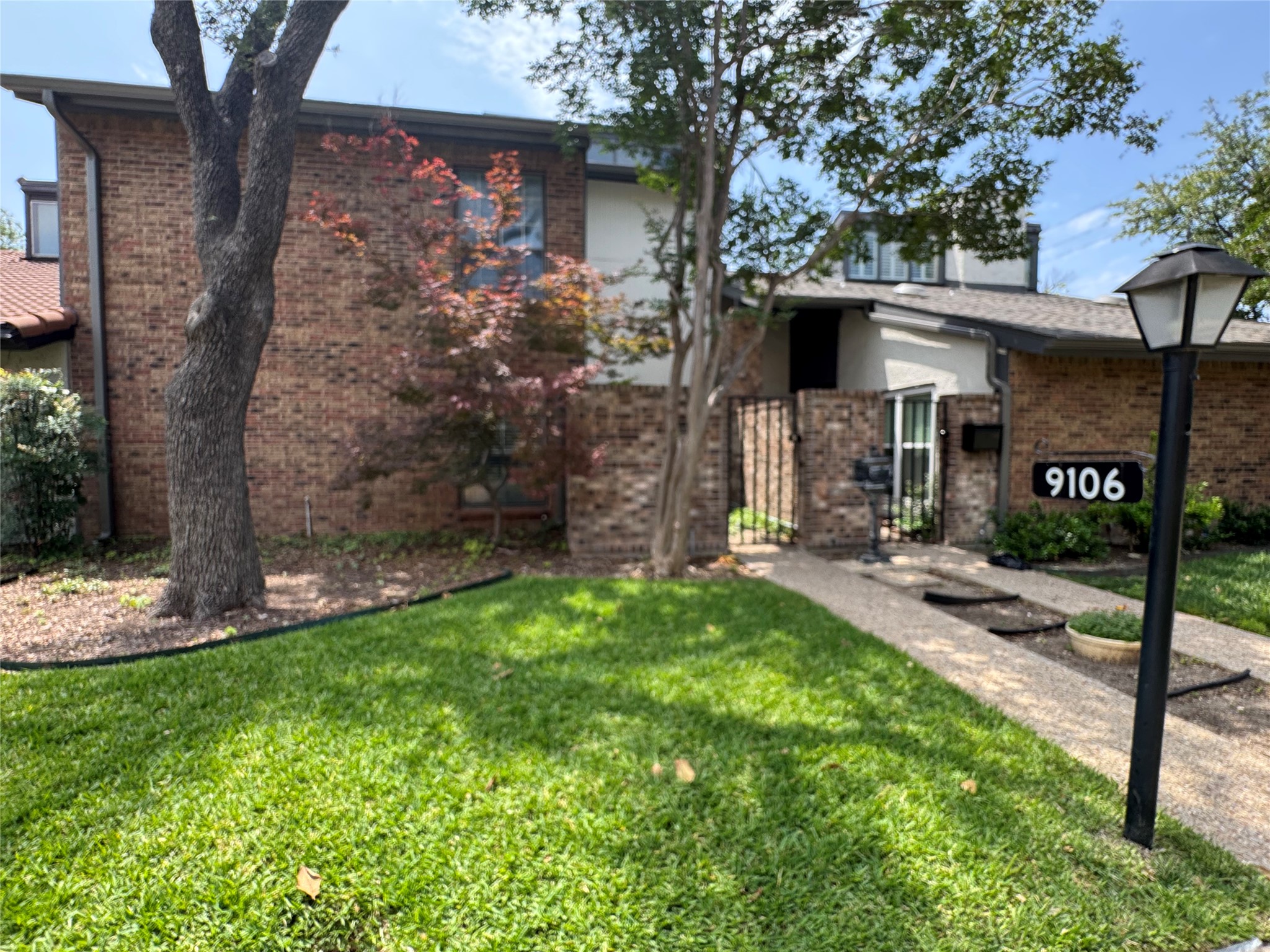 9106 Emberglow Lane Dallas TX 75243