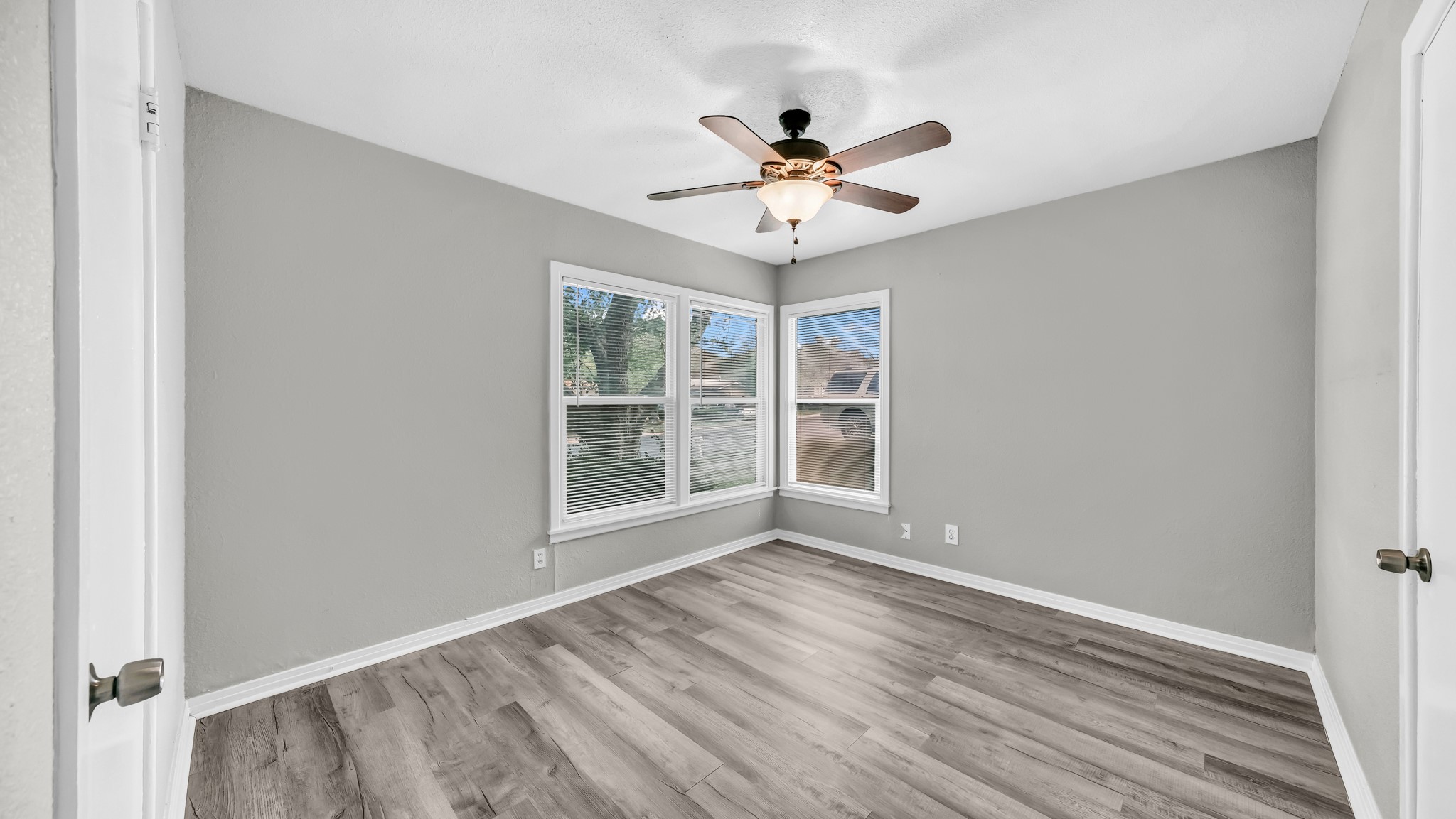 1220 S Lamar Street Weatherford TX 76086