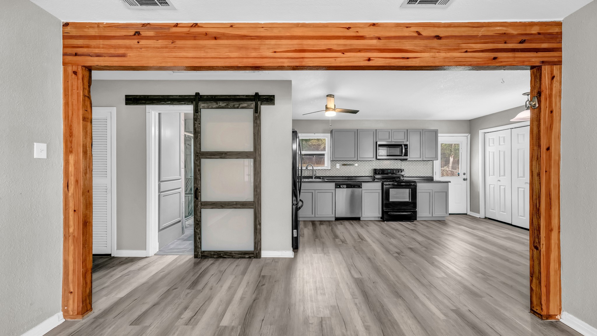 1220 S Lamar Street Weatherford TX 76086