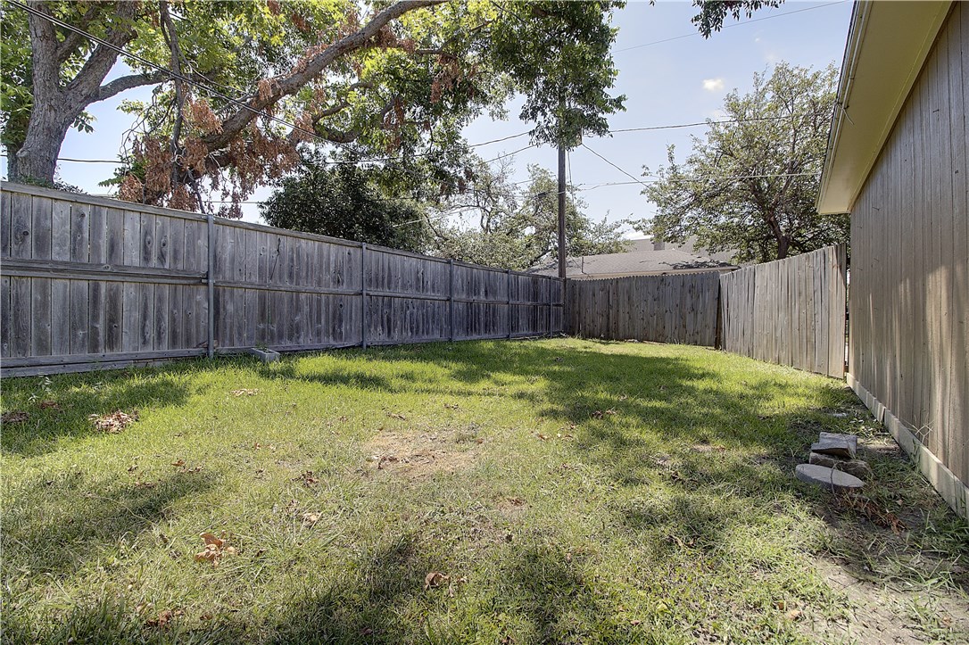 7708 Dentcrest Dallas TX 75254