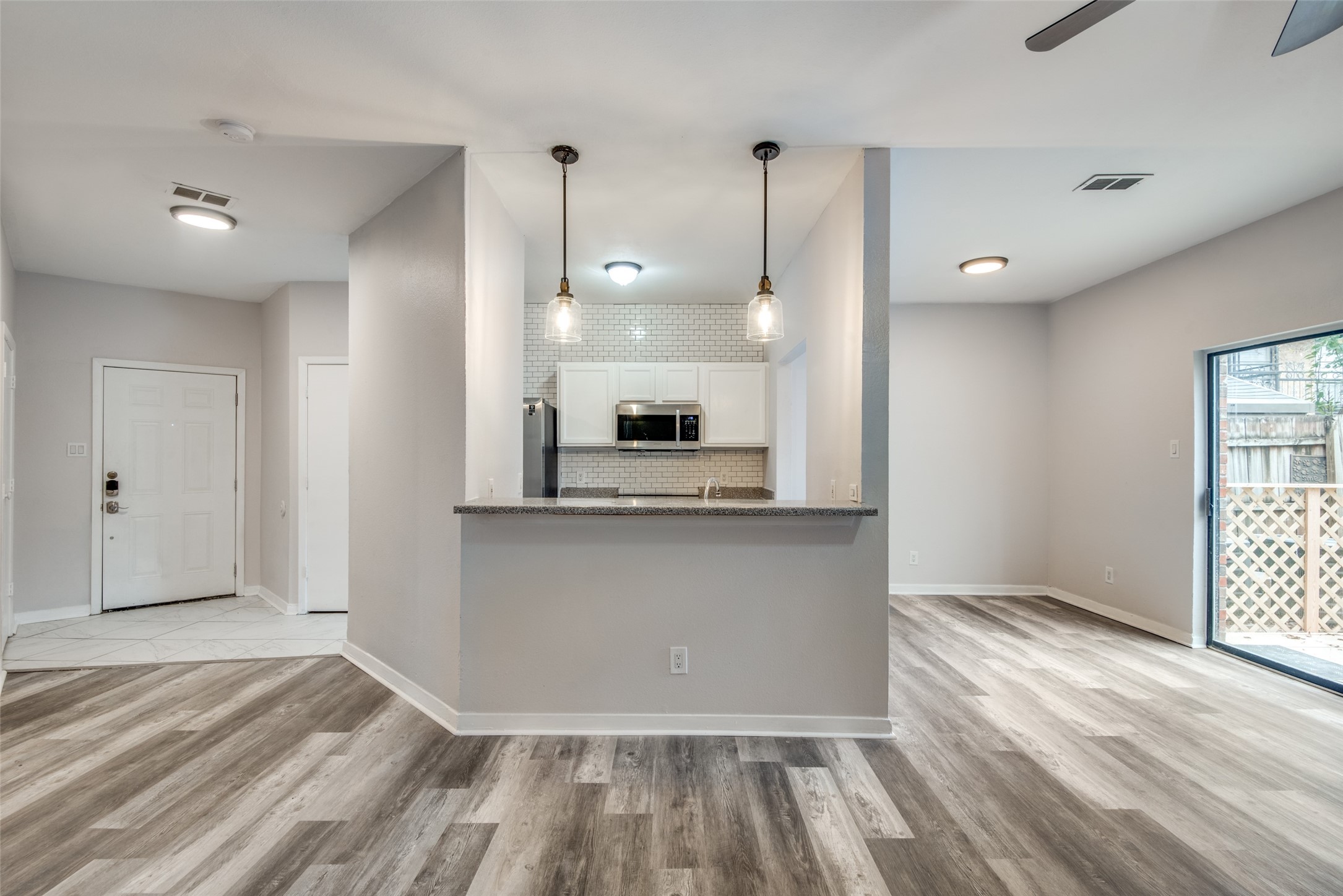 2815 Reagan Street Dallas TX 75219