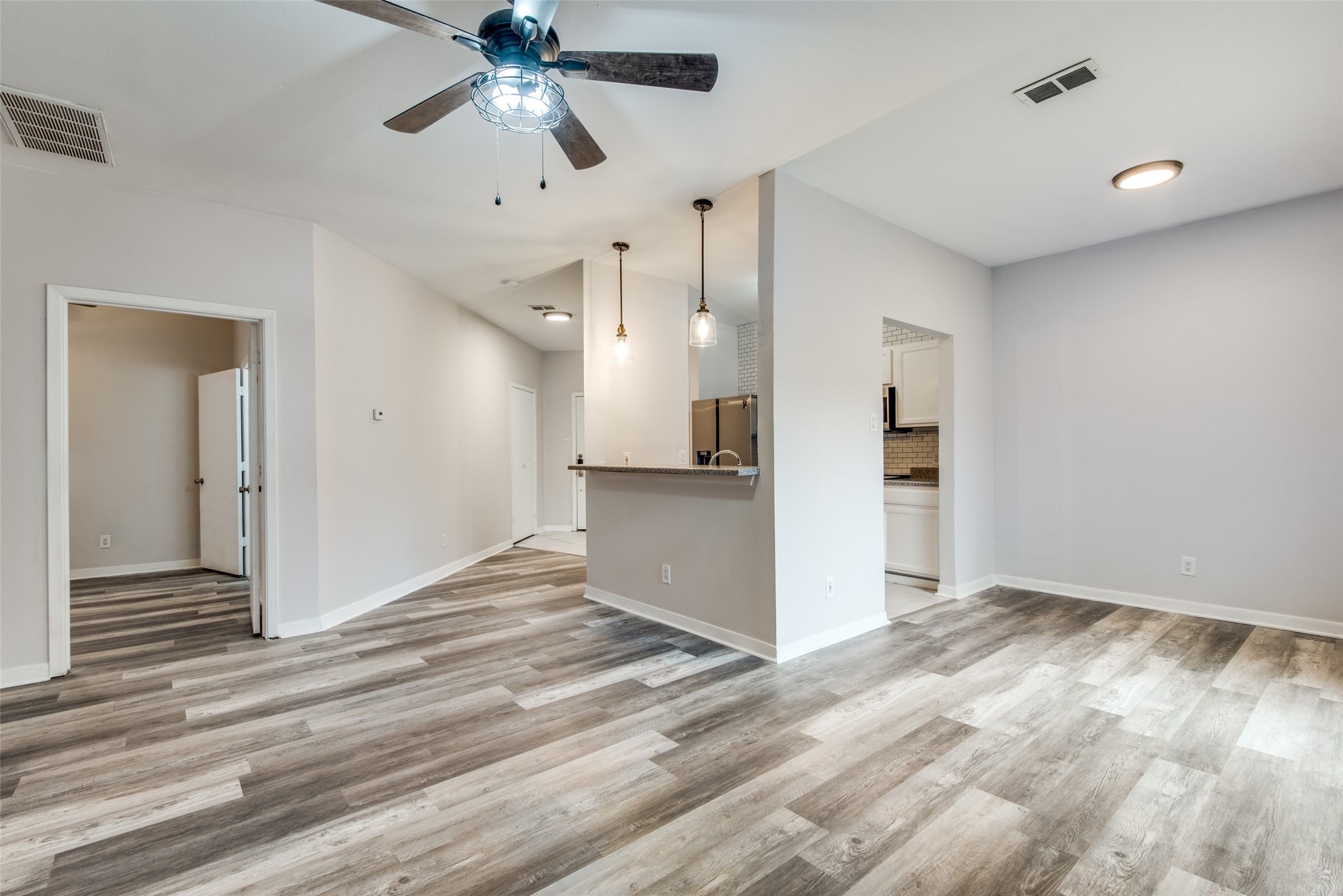 2815 Reagan Street Dallas TX 75219