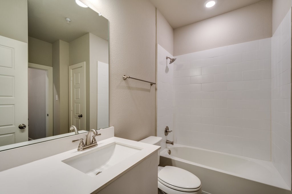 737 Wheatfield Drive Venus TX 76084