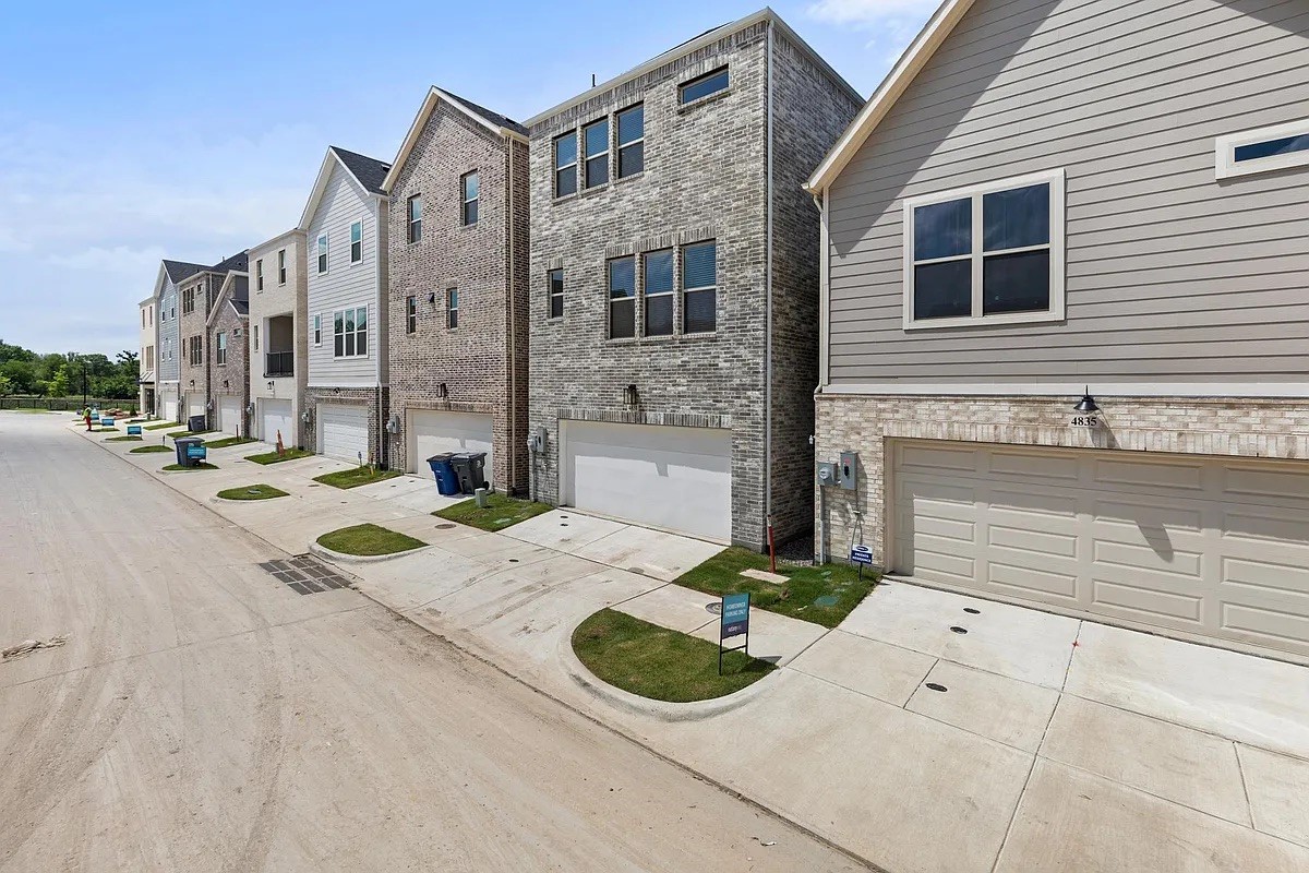 4831 Aldenbury Street Dallas TX 75228
