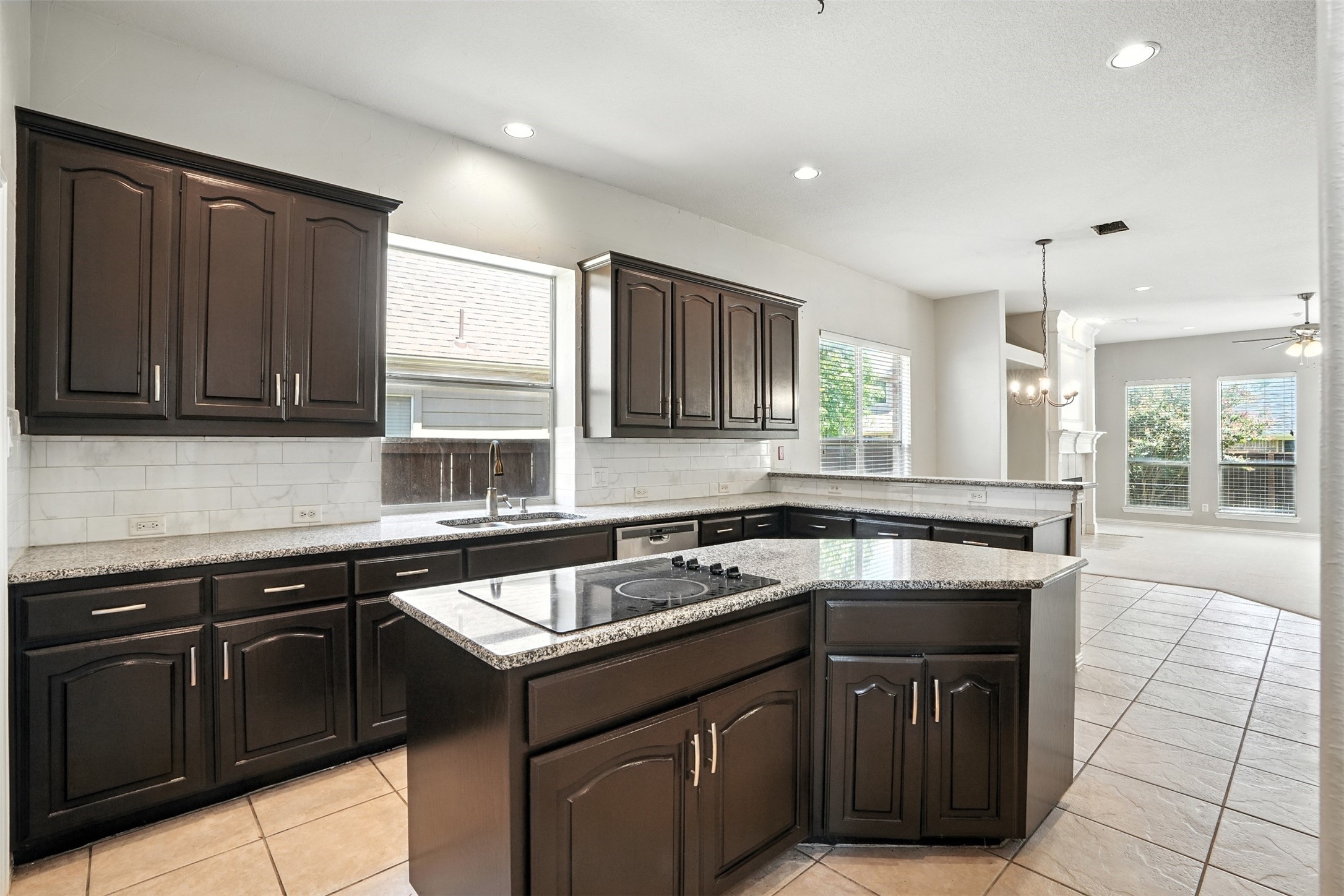 8220 Holliday Road Lantana TX 76226