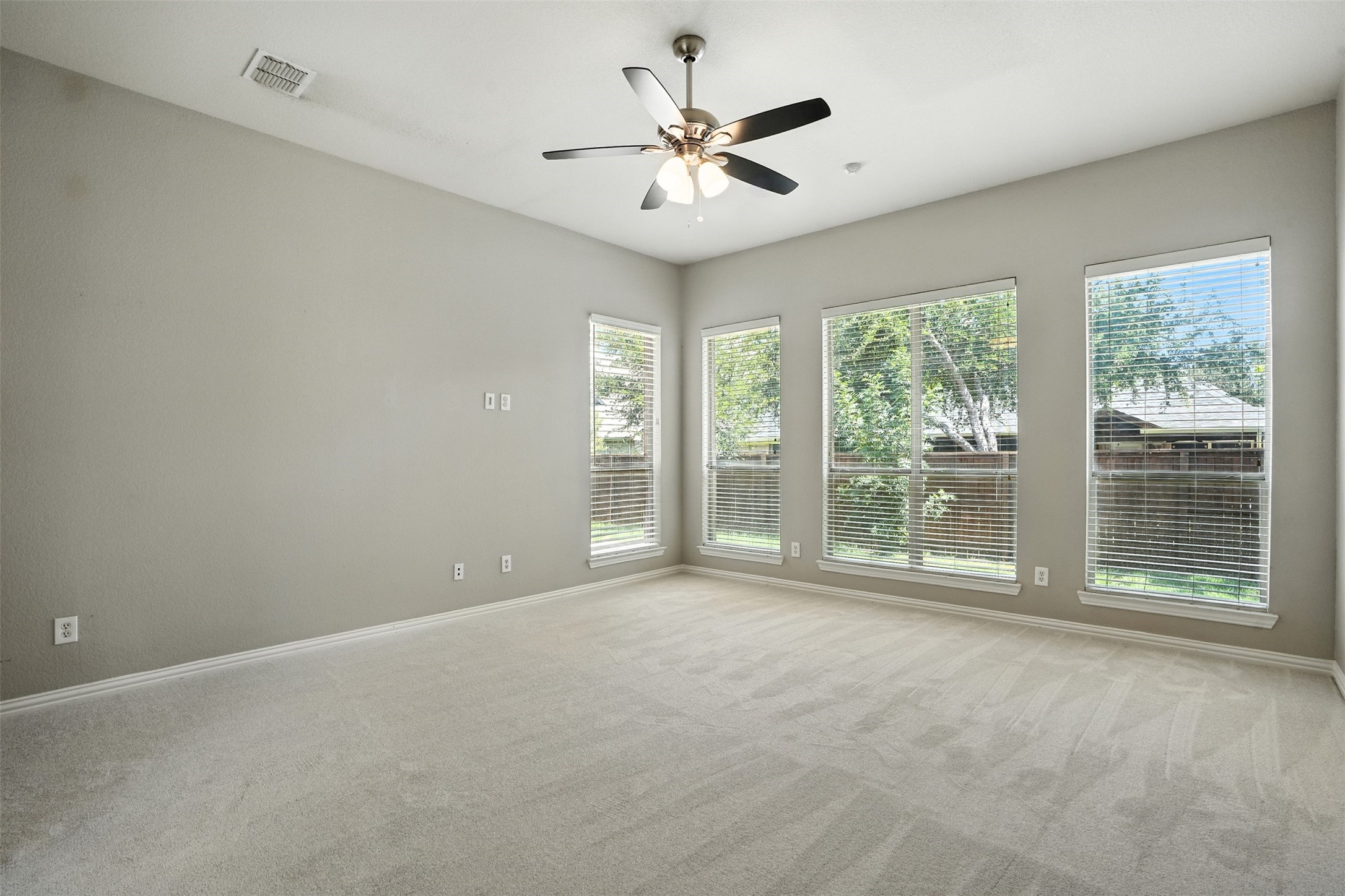 8220 Holliday Road Lantana TX 76226