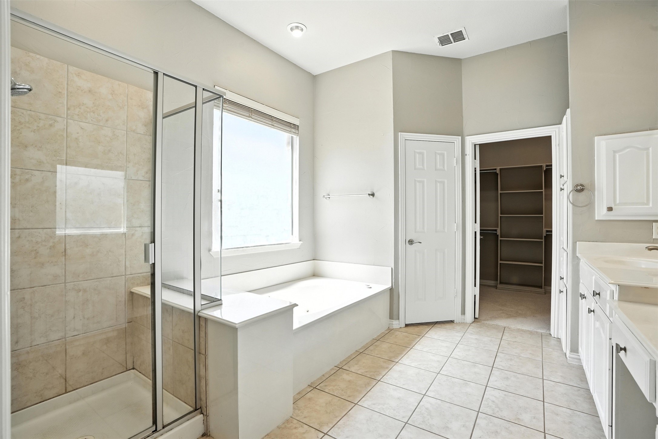8220 Holliday Road Lantana TX 76226
