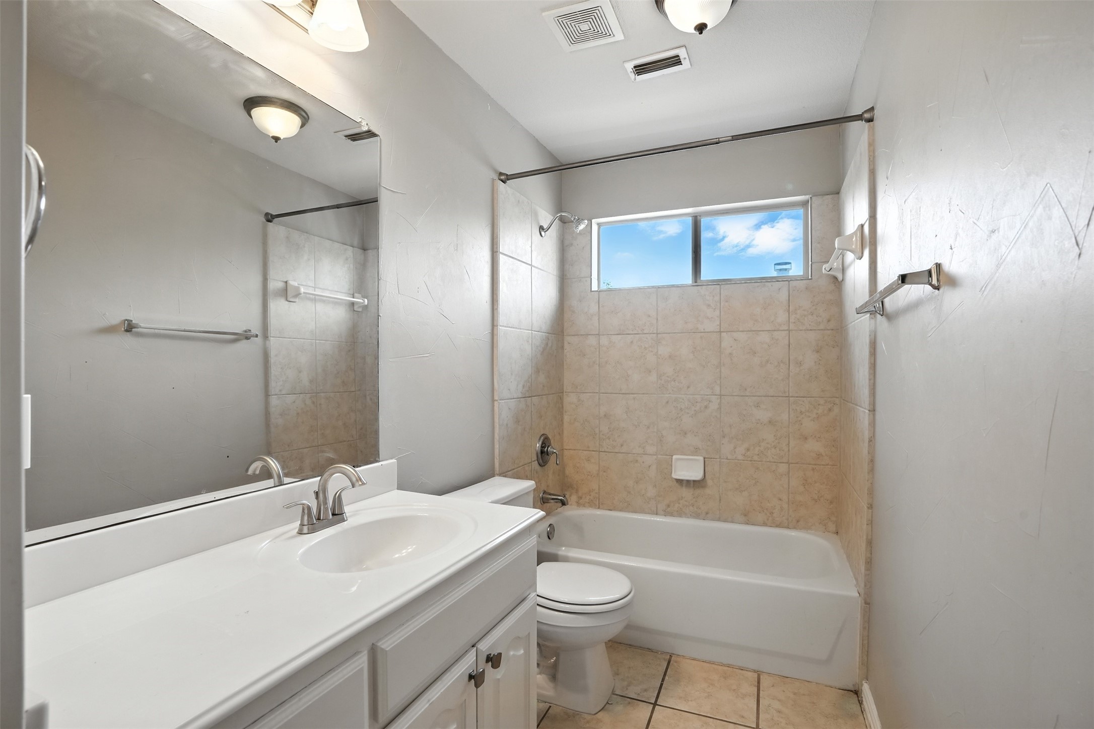 8220 Holliday Road Lantana TX 76226