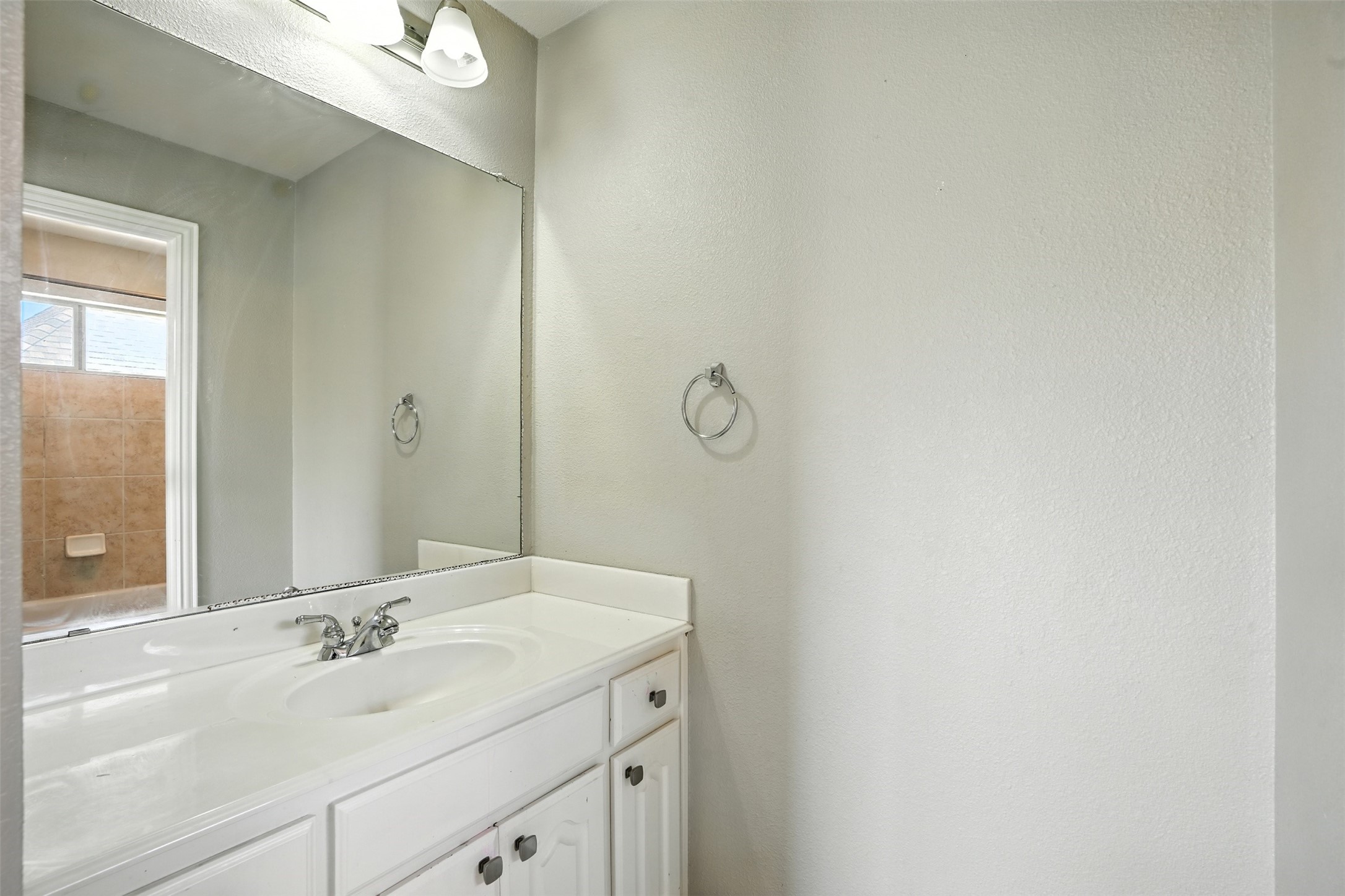 8220 Holliday Road Lantana TX 76226