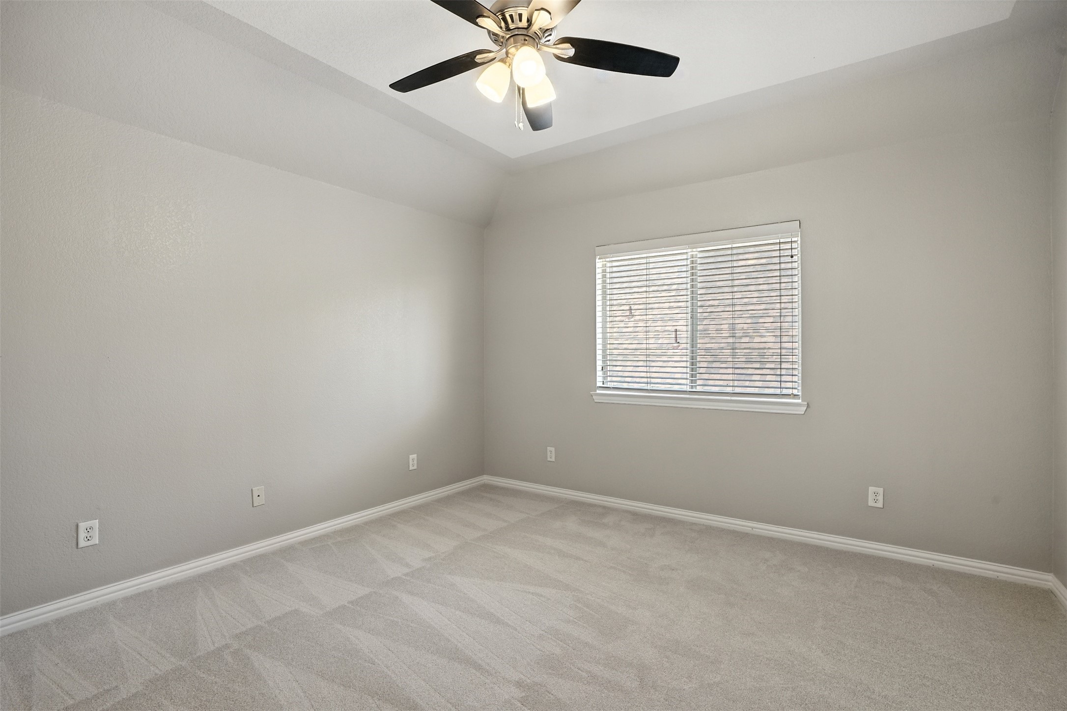 8220 Holliday Road Lantana TX 76226