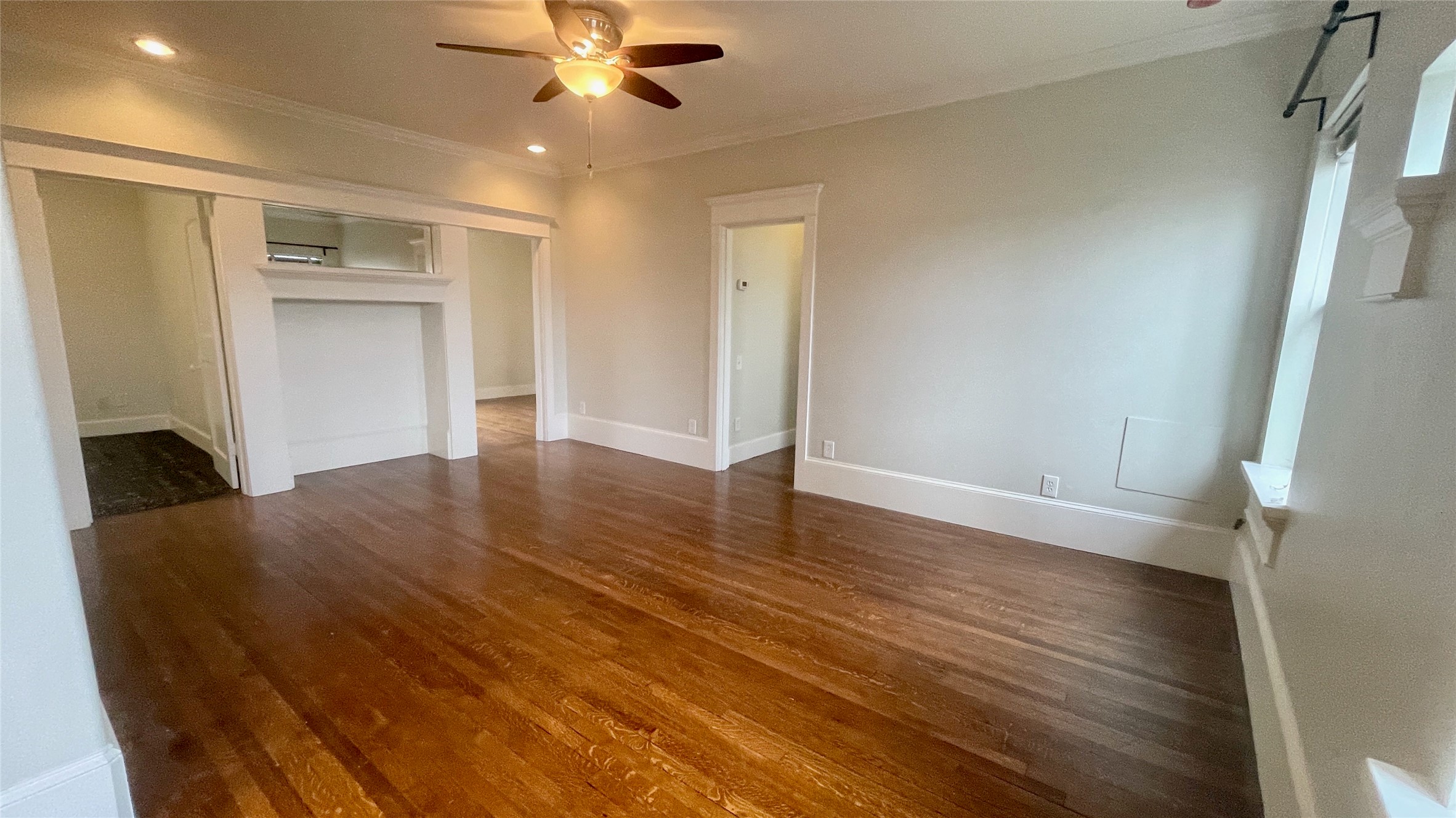 5347 Lewis Street Dallas TX 75206