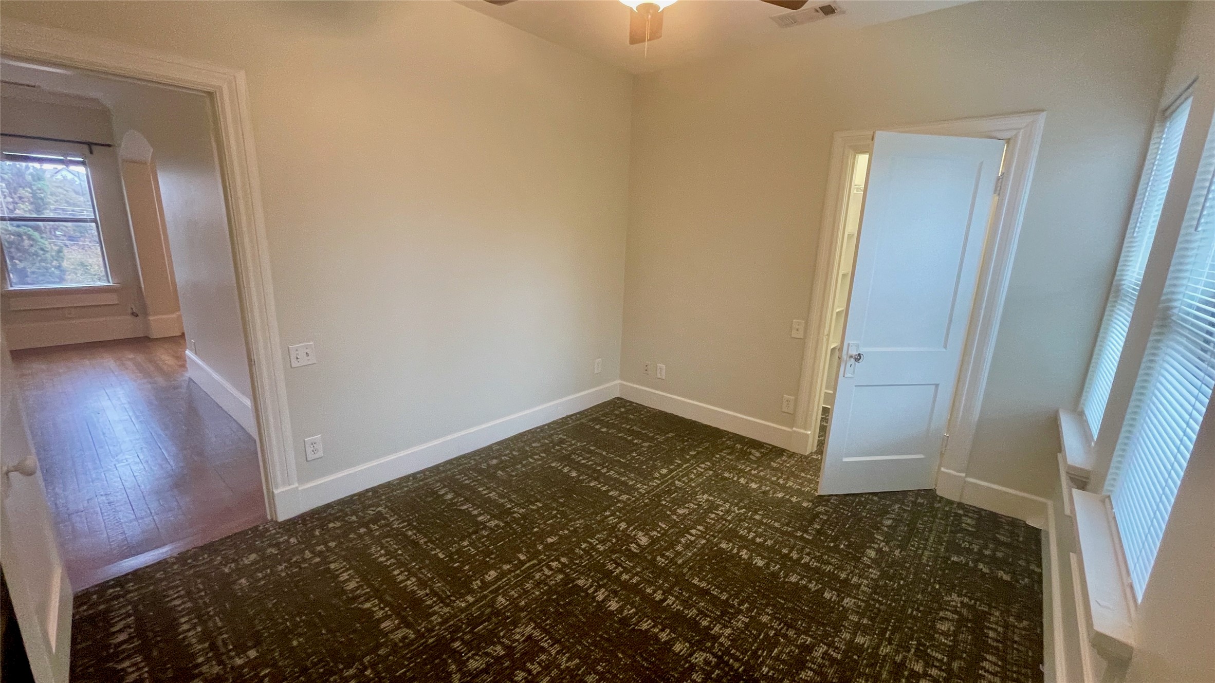 5347 Lewis Street Dallas TX 75206