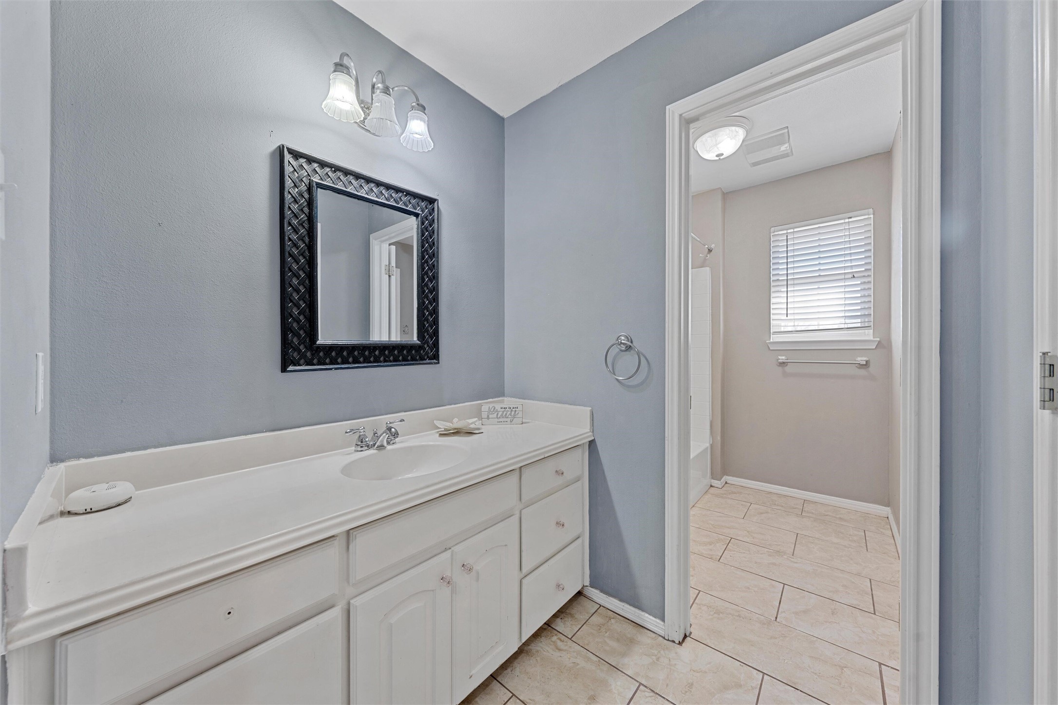 8617 Jonquil Waco TX 76708