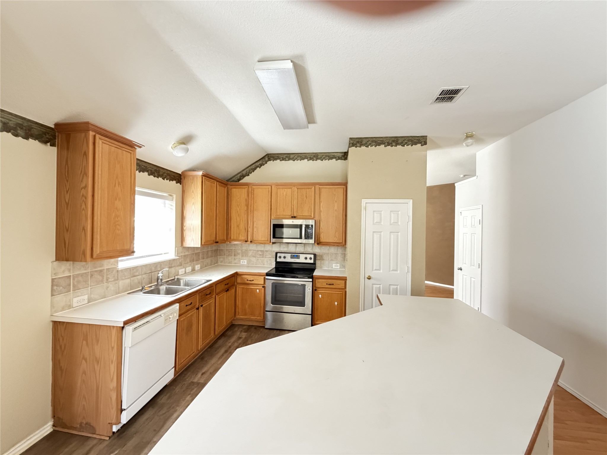 5829 White Pine Drive Mckinney TX 75070