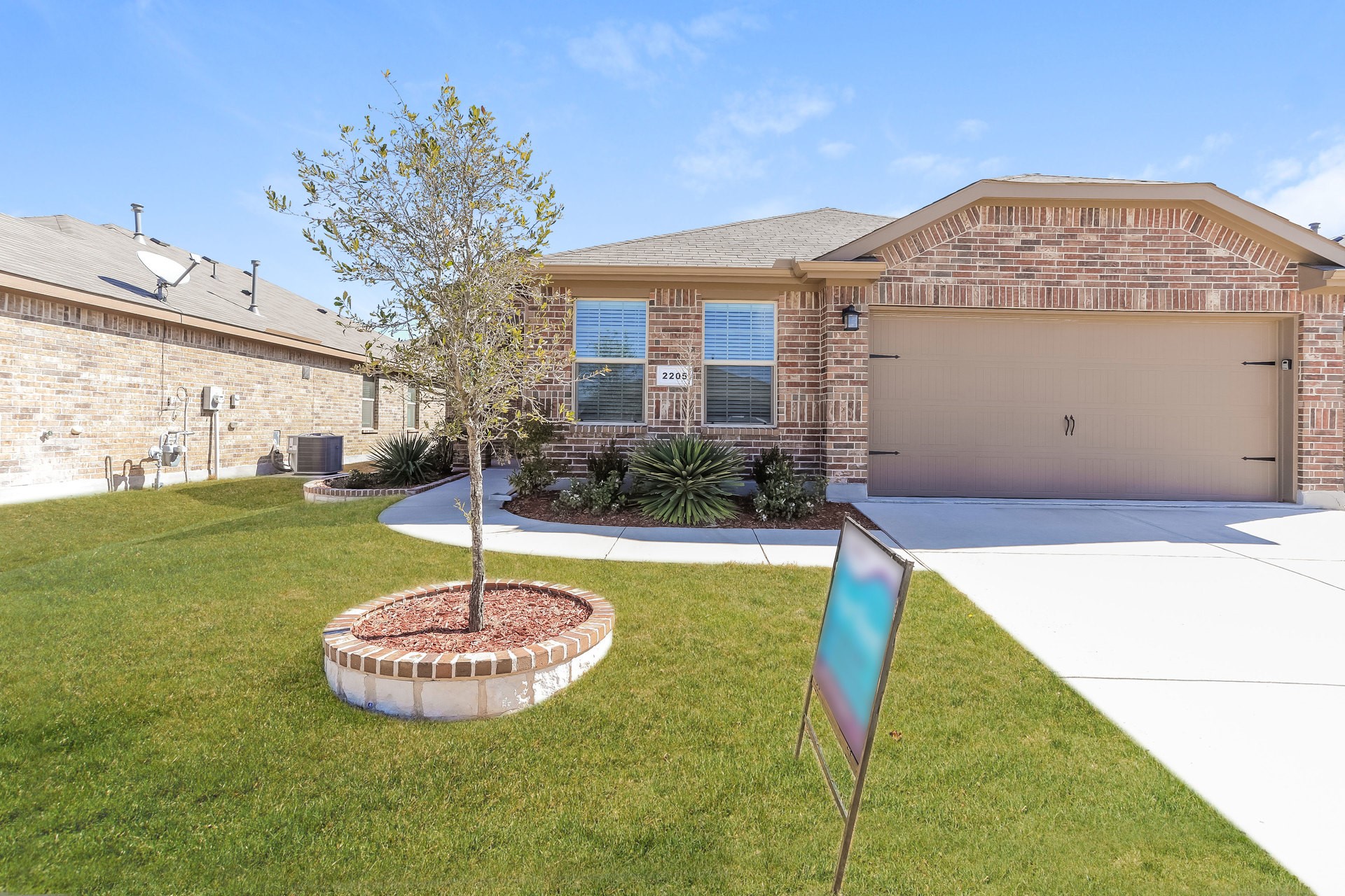 2205 Sadlers Creek Lane Fort Worth TX 76108