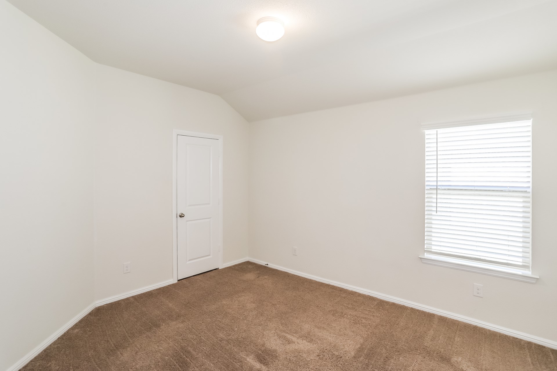 2205 Sadlers Creek Lane Fort Worth TX 76108